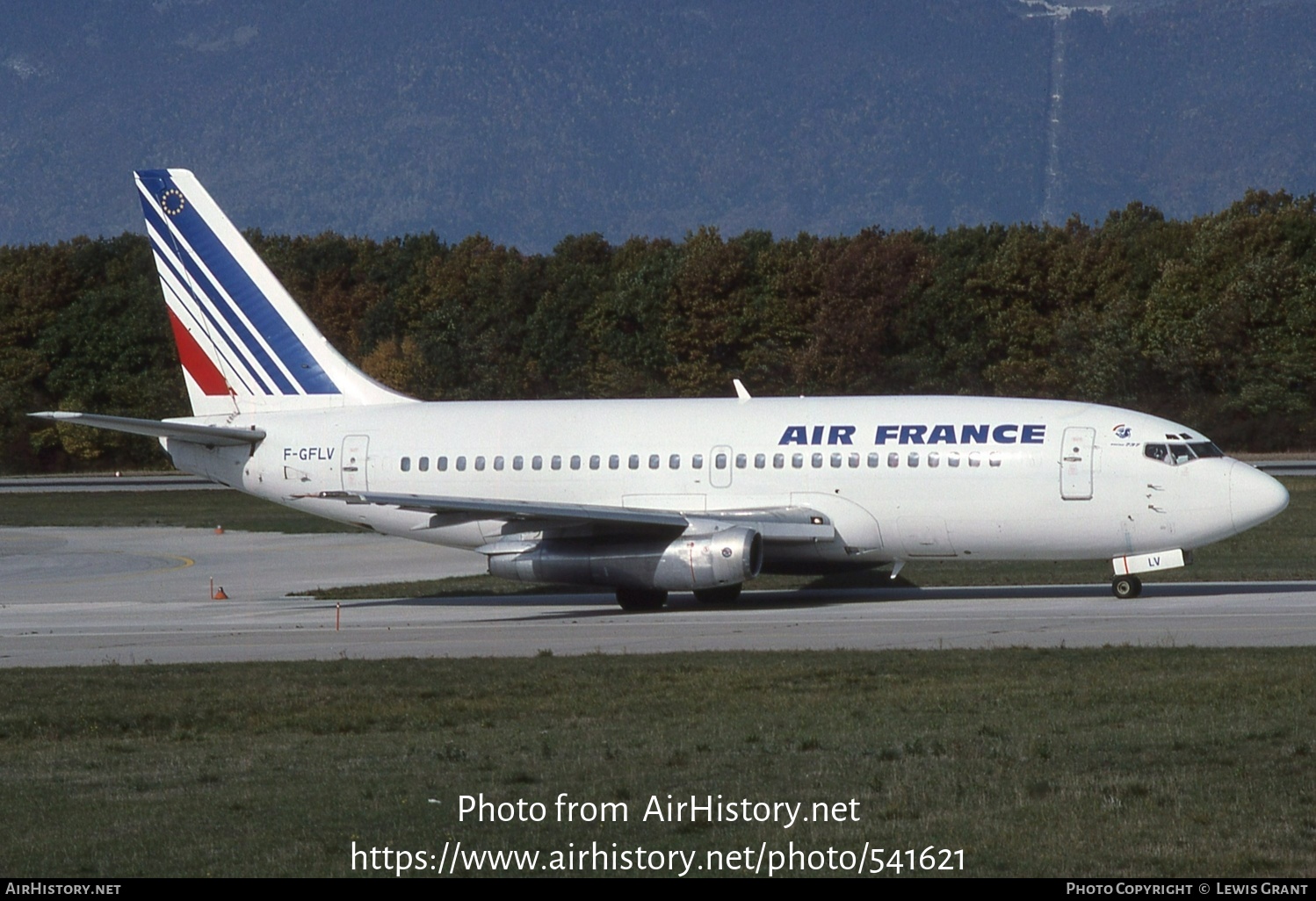 Aircraft Photo of F-GFLV | Boeing 737-2K5/Adv | Air France | AirHistory.net #541621