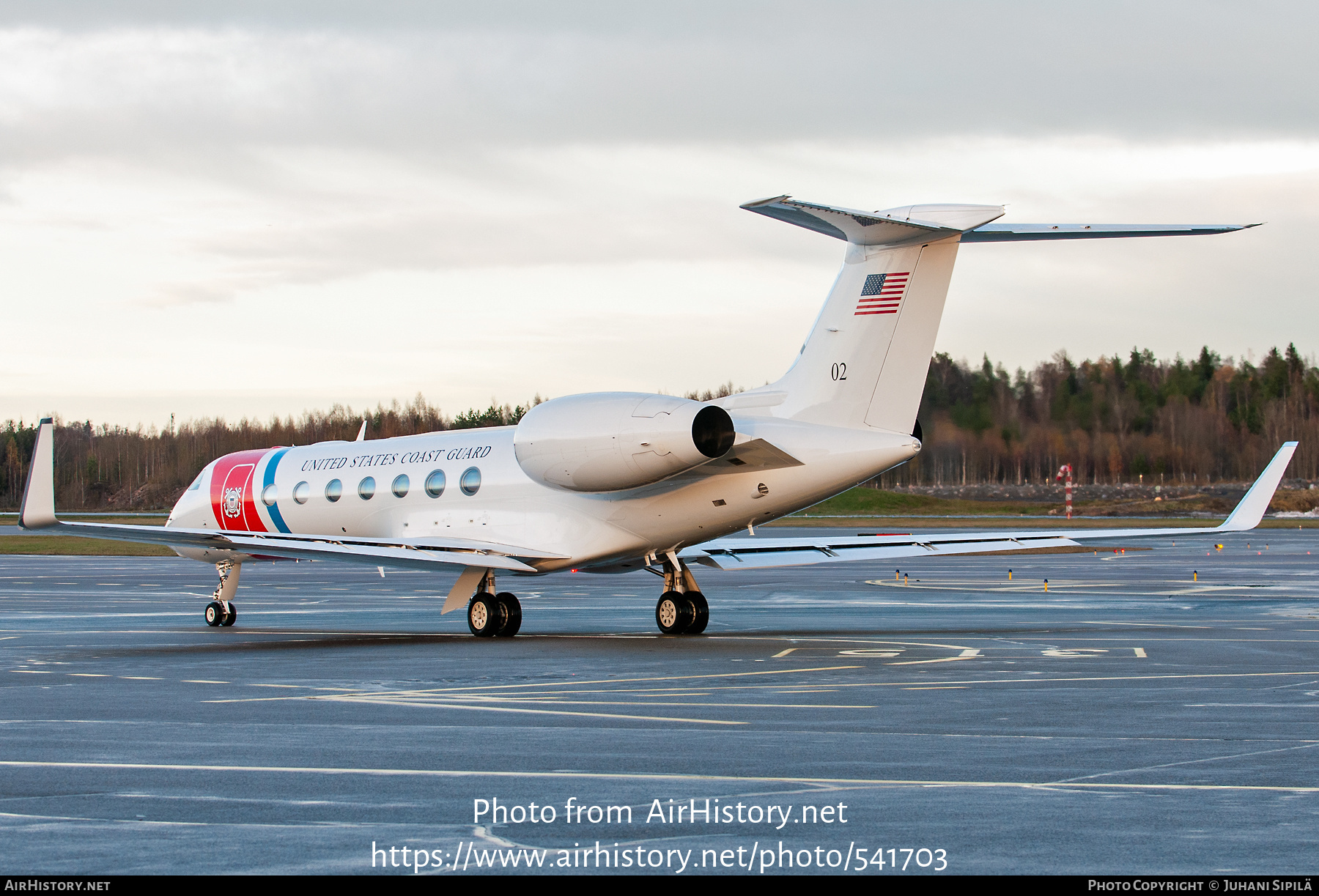 Aircraft Photo of 02 | Gulfstream Aerospace C-37B Gulfstream G550 (G-V-SP) | USA - Coast Guard | AirHistory.net #541703