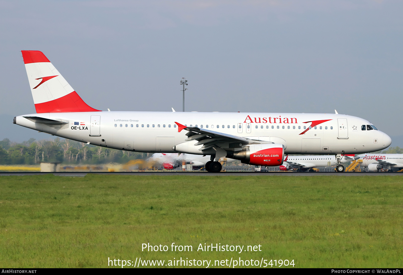 Aircraft Photo of OE-LXA | Airbus A320-216 | Austrian Airlines | AirHistory.net #541904