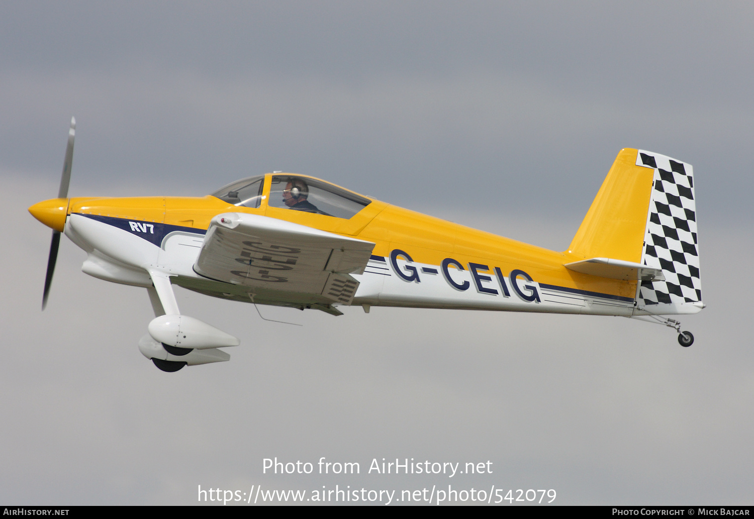 Aircraft Photo of G-CEIG | Van's RV-7 | AirHistory.net #542079