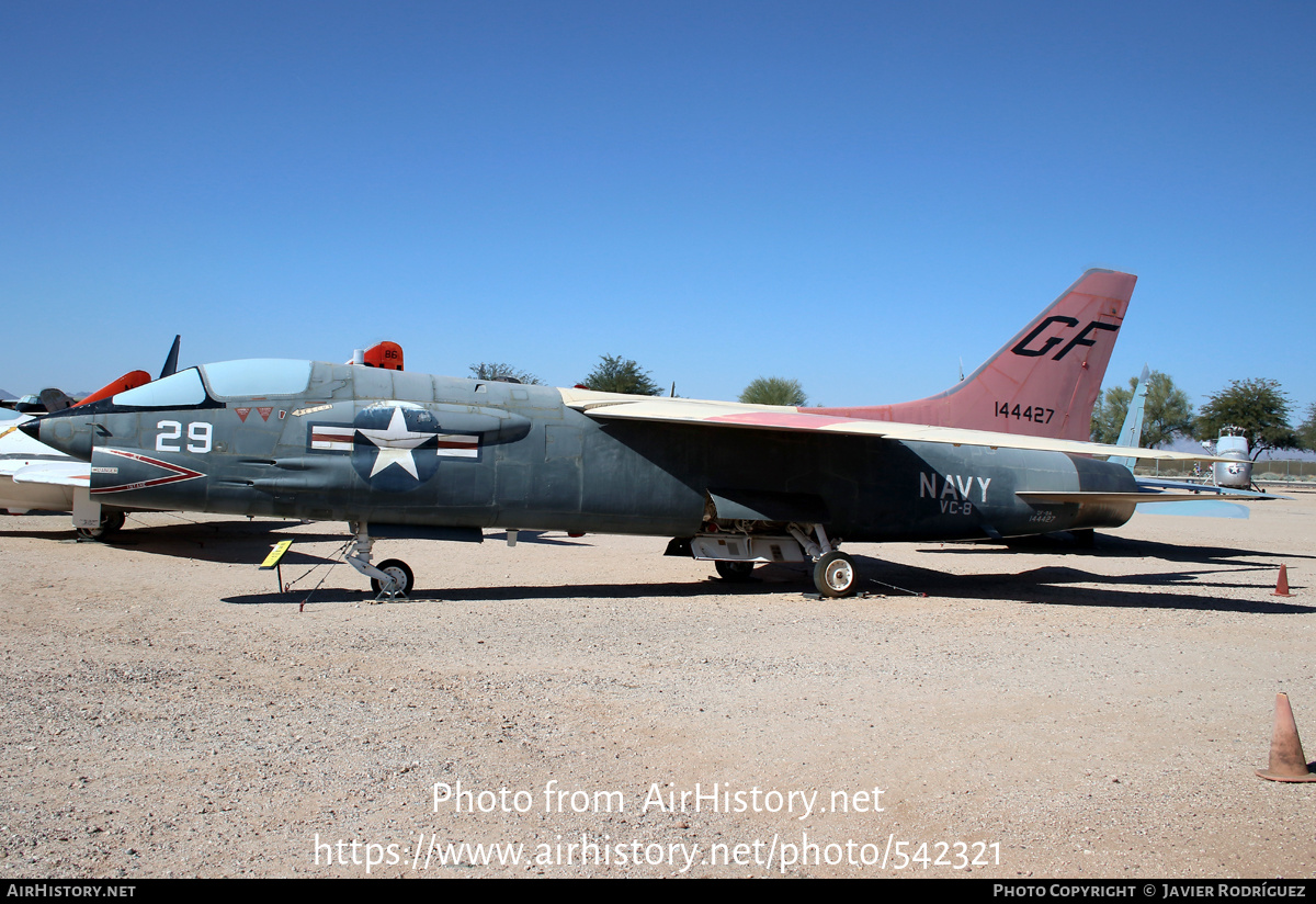 Aircraft Photo of 144427 | Vought DF-8F Crusader | USA - Navy | AirHistory.net #542321