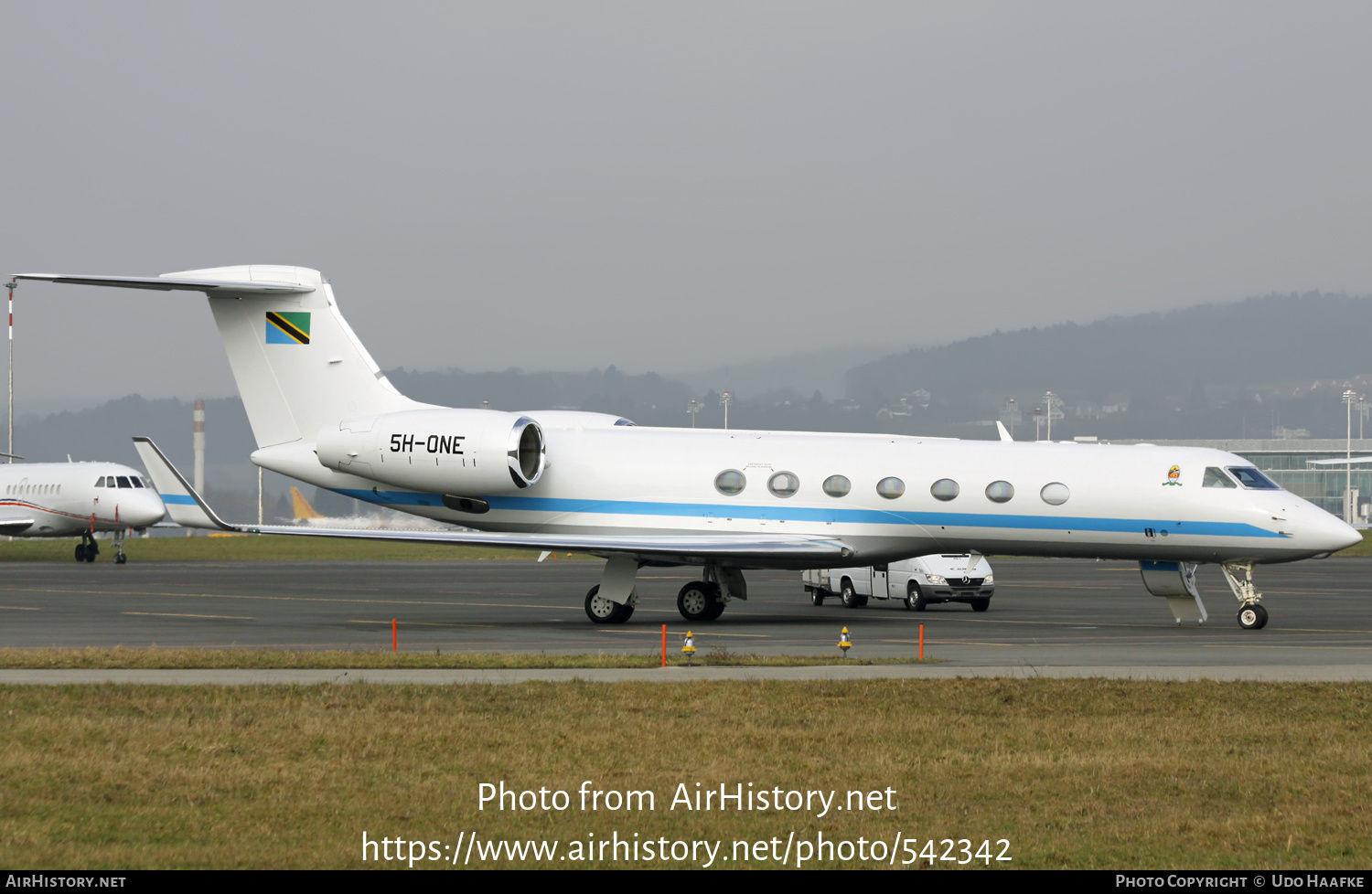 Aircraft Photo of 5H-ONE | Gulfstream Aerospace G-V-SP Gulfstream G550 | Tanzania Government | AirHistory.net #542342