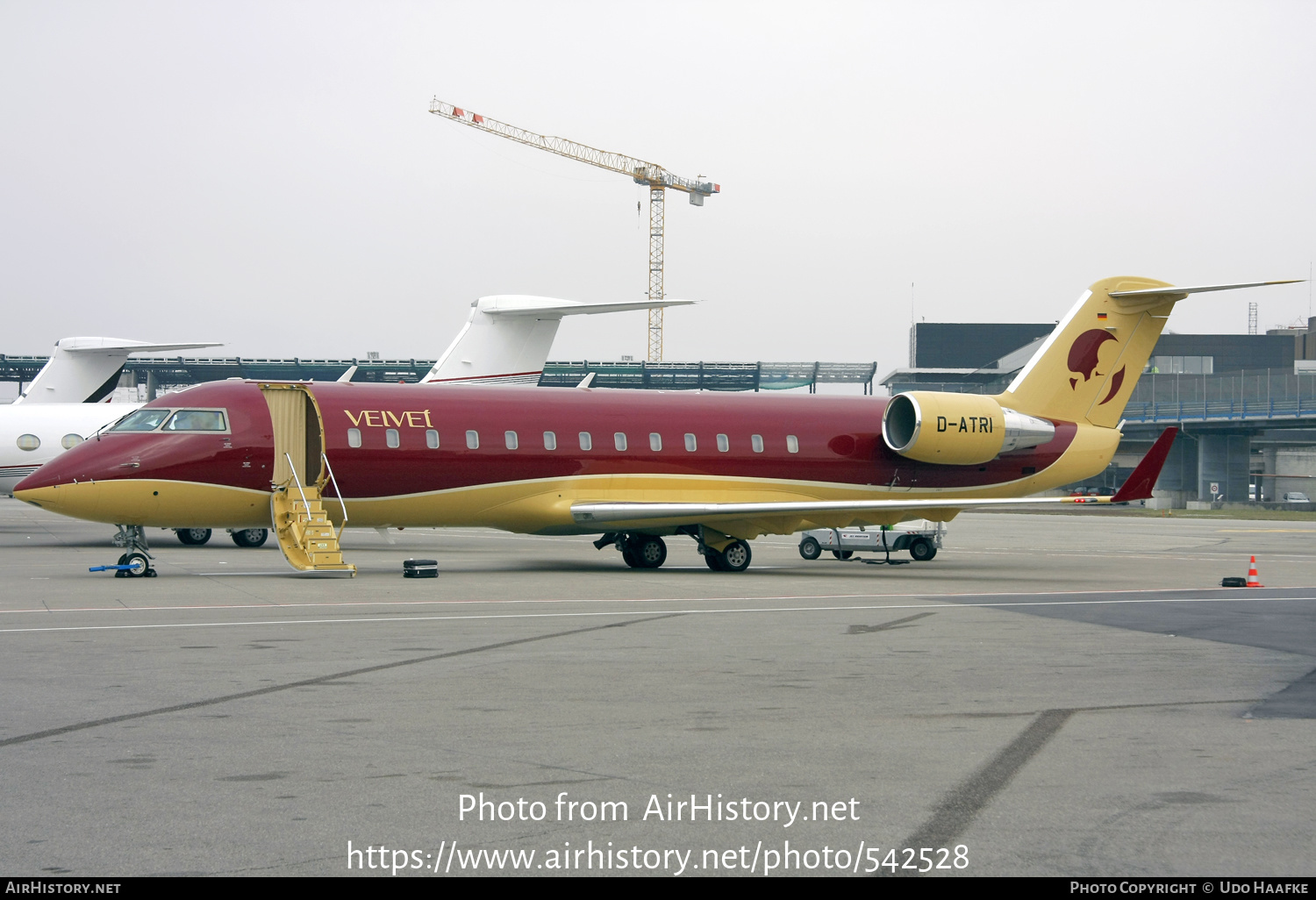 Aircraft Photo of D-ATRI | Bombardier Challenger 850 (CRJ-200SE/CL-600-2B19) | Velvet | AirHistory.net #542528