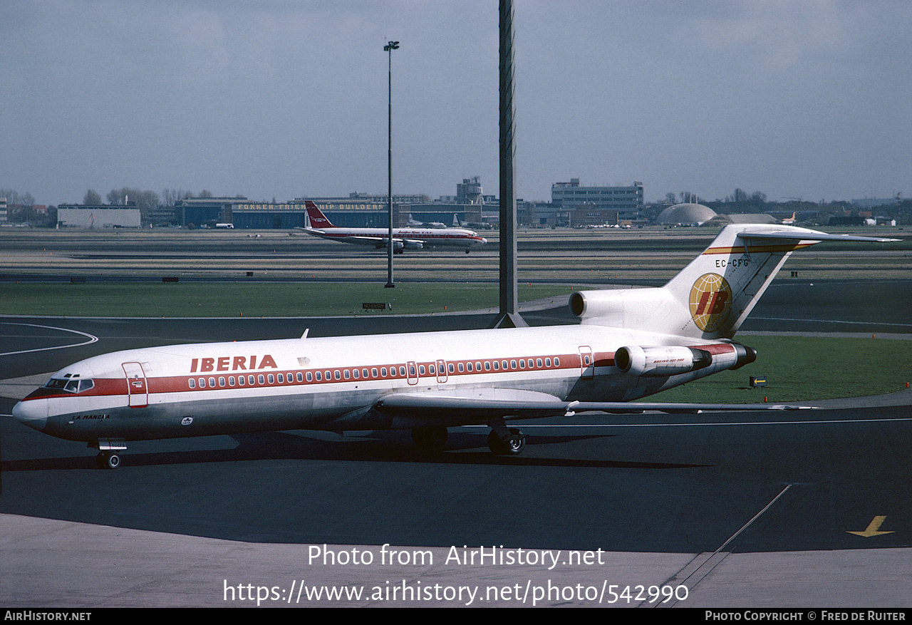 Aircraft Photo of EC-CFG | Boeing 727-256/Adv | Iberia | AirHistory.net #542990