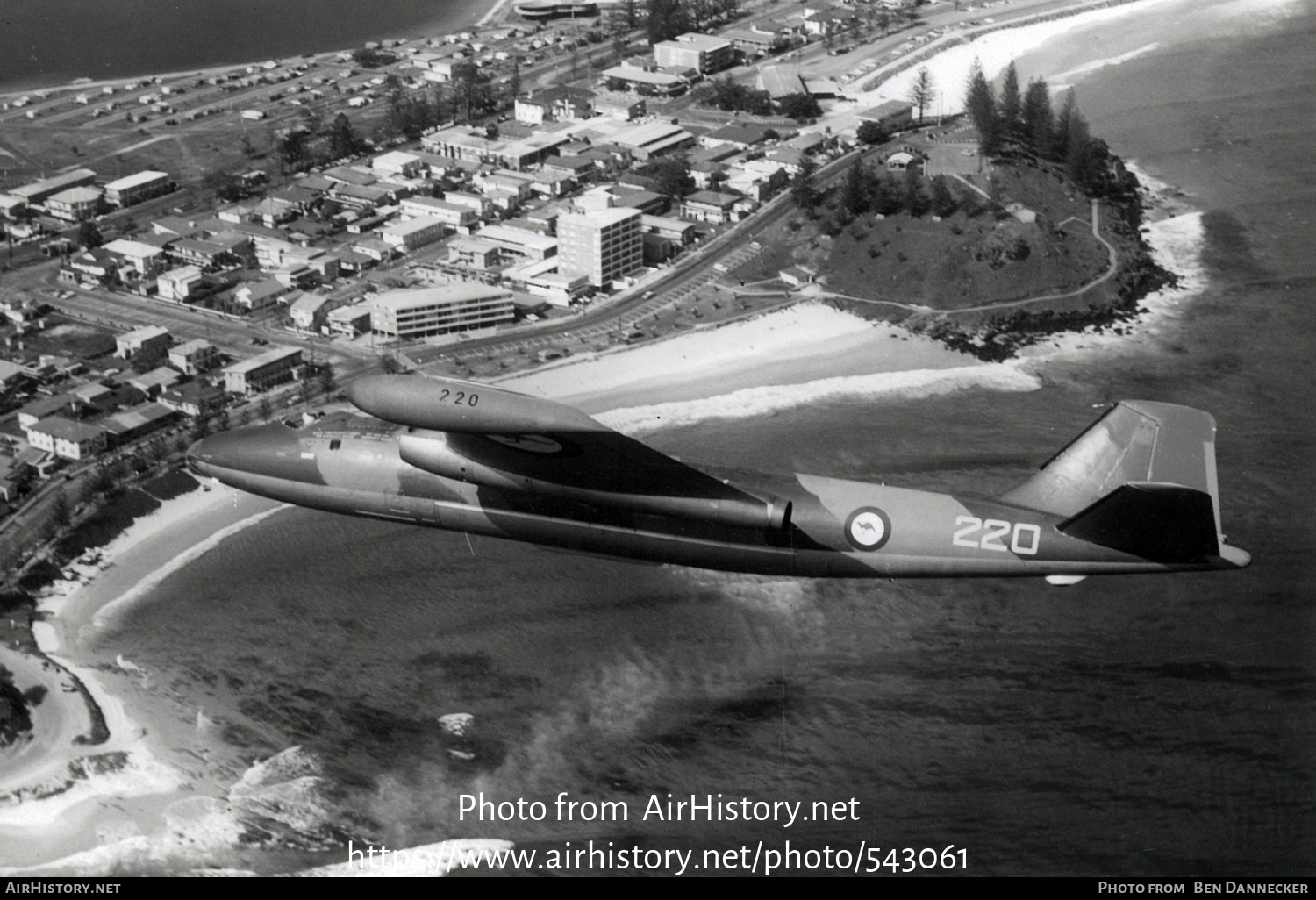 Aircraft Photo of A84-220 | English Electric Canberra B.20 | Australia - Air Force | AirHistory.net #543061