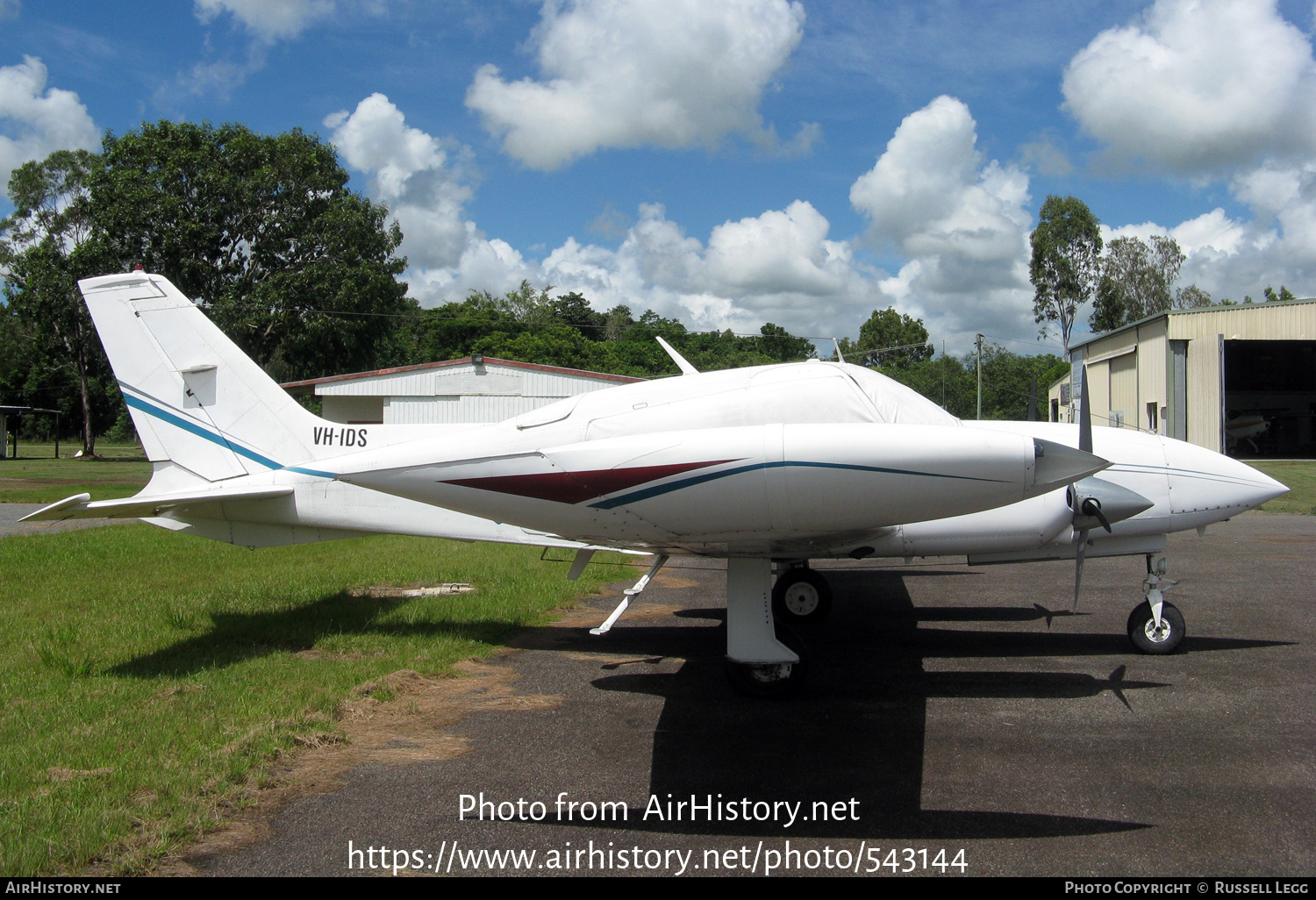 Aircraft Photo of VH-IDS | Cessna 310R | AirHistory.net #543144