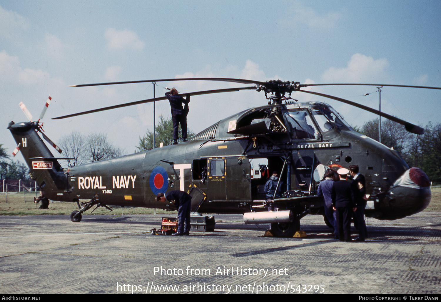 Aircraft Photo of XT460 | Westland WS-58 Wessex HU.5 | UK - Navy | AirHistory.net #543295