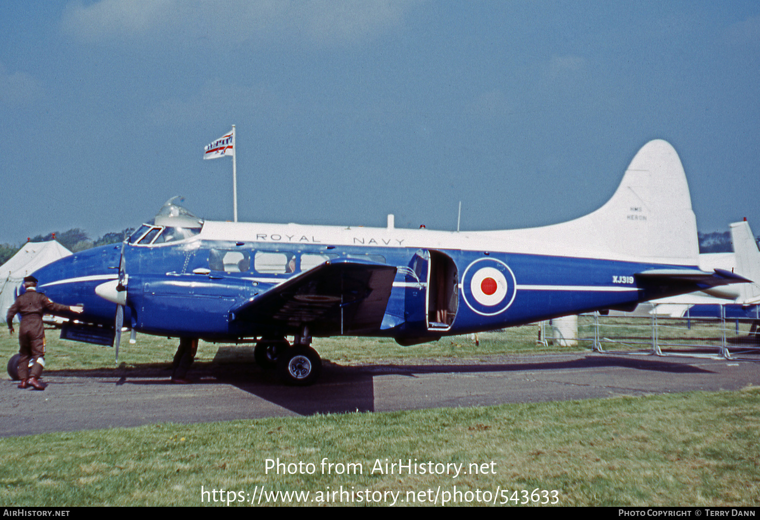 Aircraft Photo of XJ319 | De Havilland D.H. 104 Sea Devon C20 | UK - Navy | AirHistory.net #543633