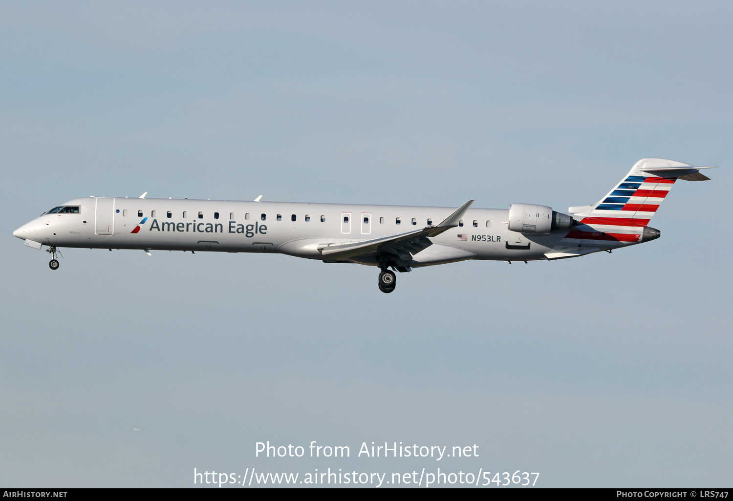 Aircraft Photo of N953LR | Bombardier CRJ-900LR (CL-600-2D24) | American Eagle | AirHistory.net #543637