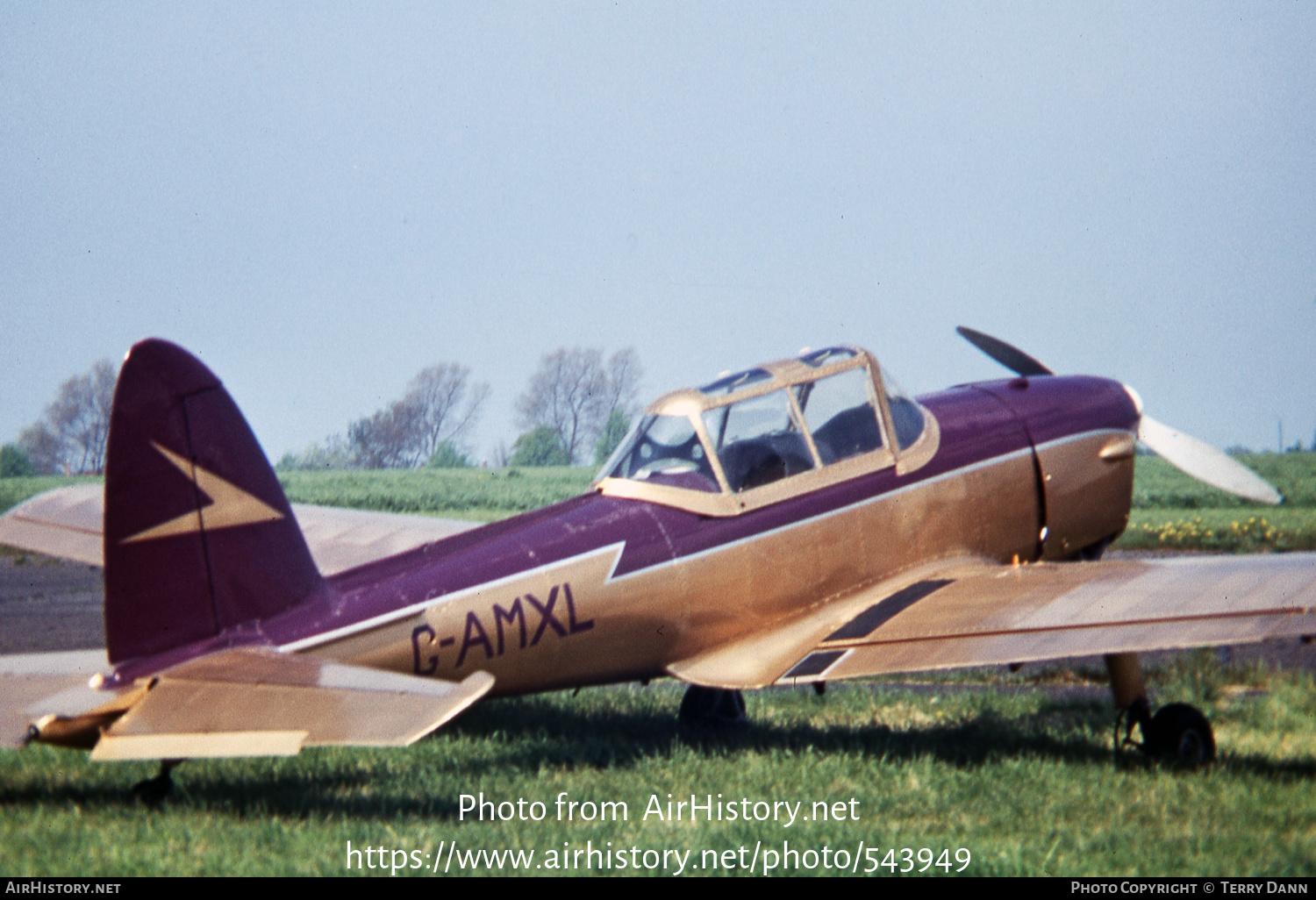 Aircraft Photo of G-AMXL | De Havilland DHC-1 Chipmunk 22 | AirHistory.net #543949