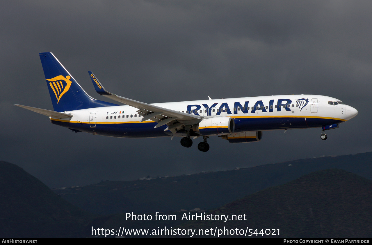 Aircraft Photo of EI-EMH | Boeing 737-8AS | Ryanair | AirHistory.net #544021