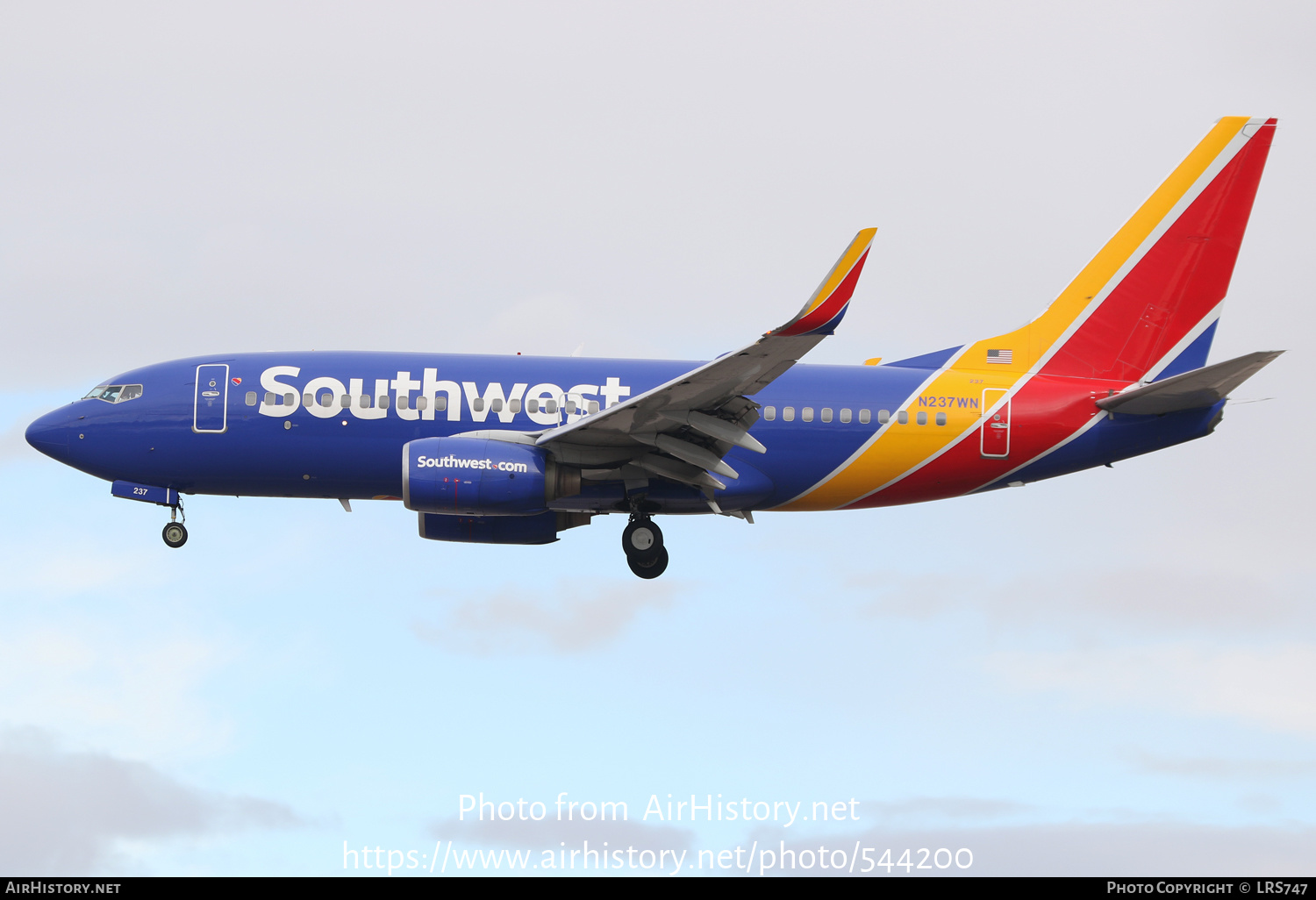 Aircraft Photo of N237WN | Boeing 737-7H4 | Southwest Airlines | AirHistory.net #544200