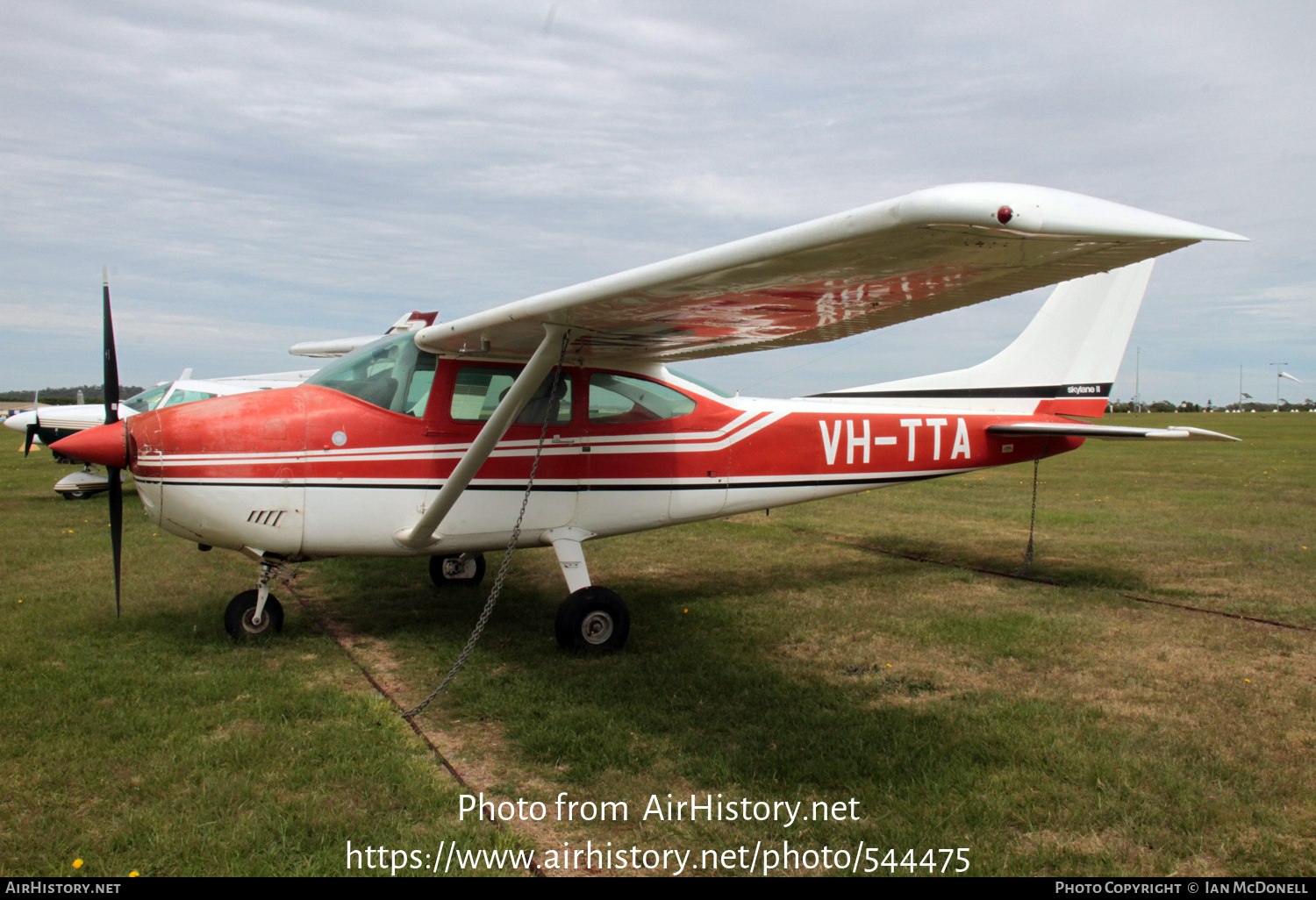 Aircraft Photo of VH-TTA | Cessna 182P Skylane | AirHistory.net #544475