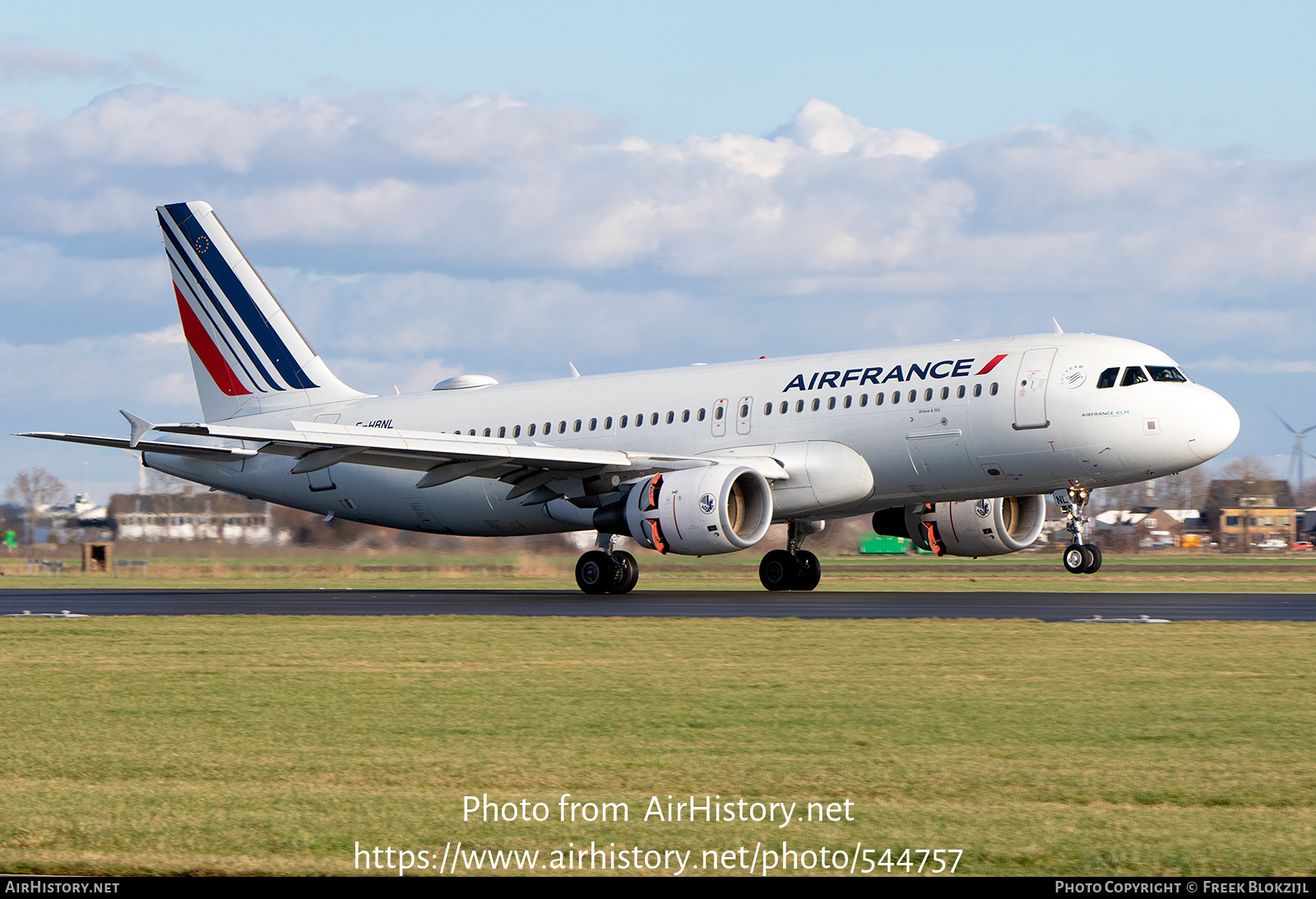 Aircraft Photo of F-HBNL | Airbus A320-214 | Air France | AirHistory.net #544757