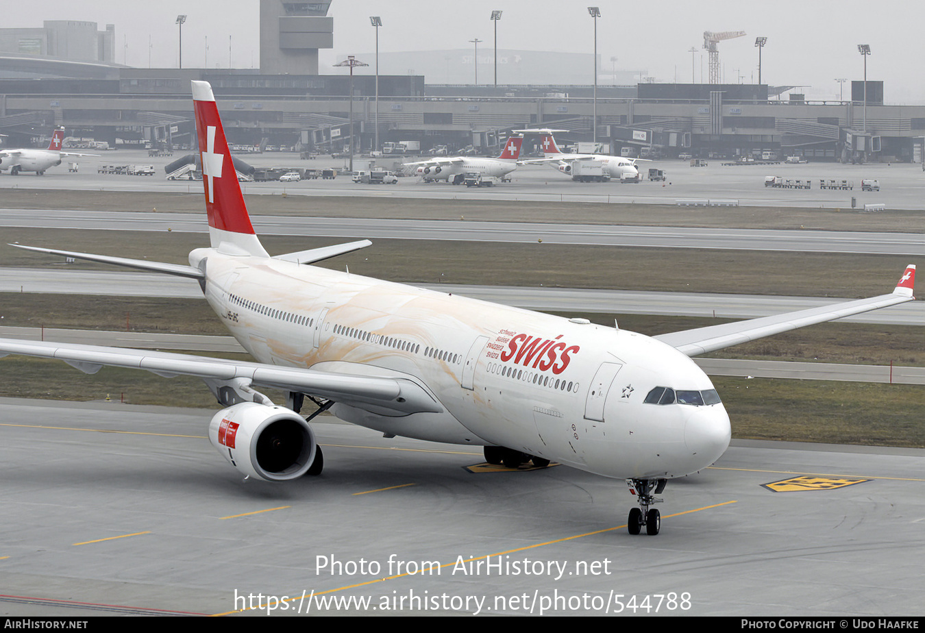 Aircraft Photo of HB-JHC | Airbus A330-343 | Swiss International Air Lines | AirHistory.net #544788