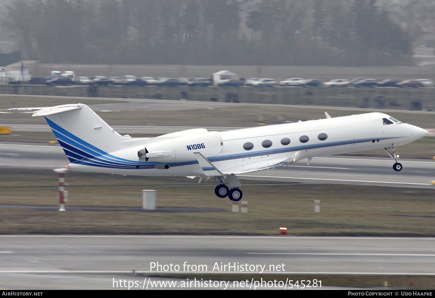 Aircraft Photo of N1086 | Gulfstream Aerospace G-IV Gulfstream IV | AirHistory.net #545281