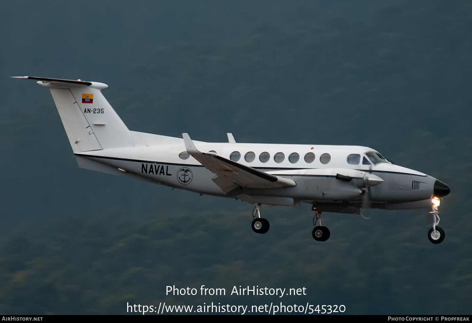 Aircraft Photo of AN-235 | Beech Super King Air 350 (B300) | Ecuador - Navy | AirHistory.net #545320