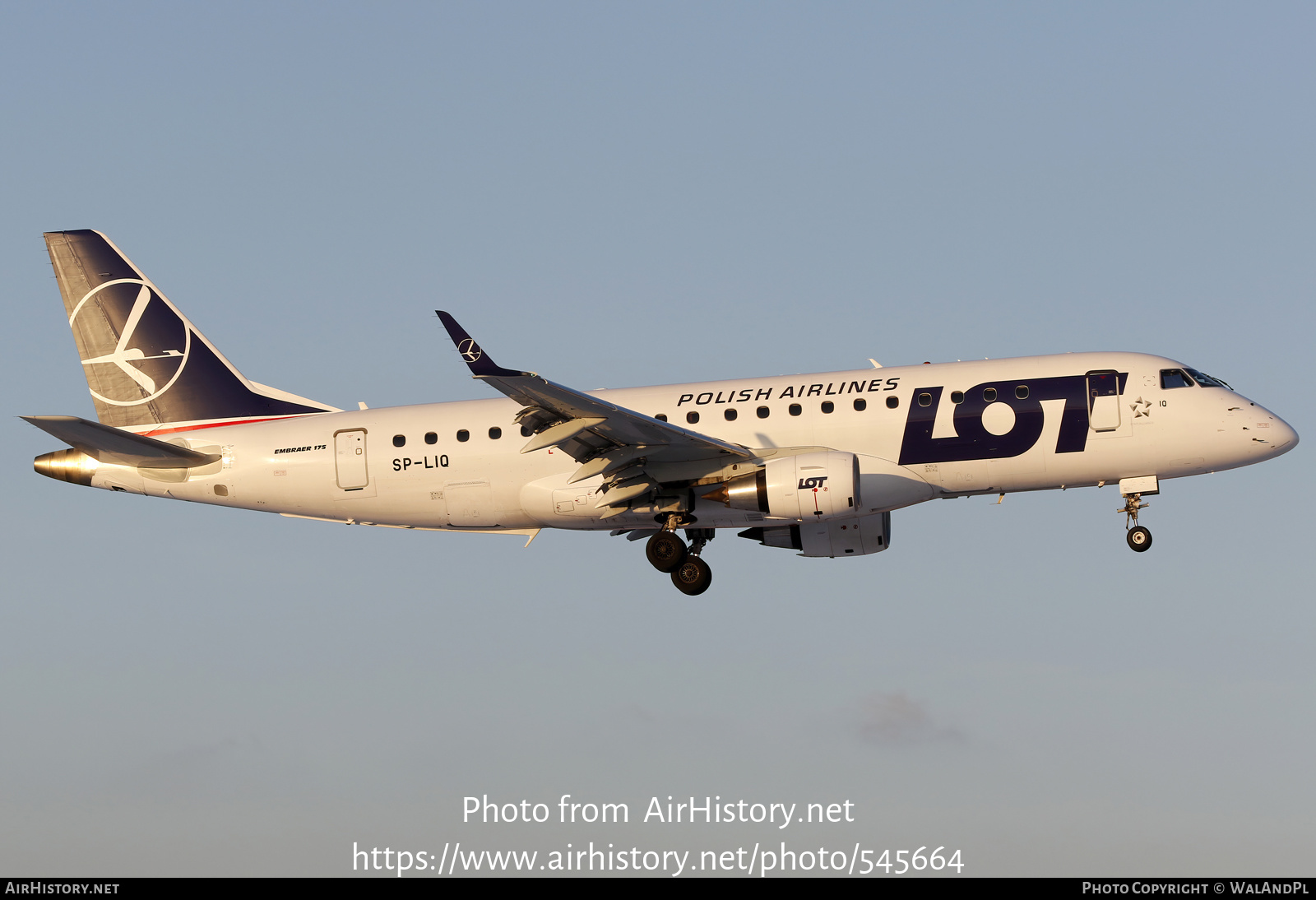 Aircraft Photo of SP-LIQ | Embraer 175STD (ERJ-170-200STD) | LOT Polish Airlines - Polskie Linie Lotnicze | AirHistory.net #545664