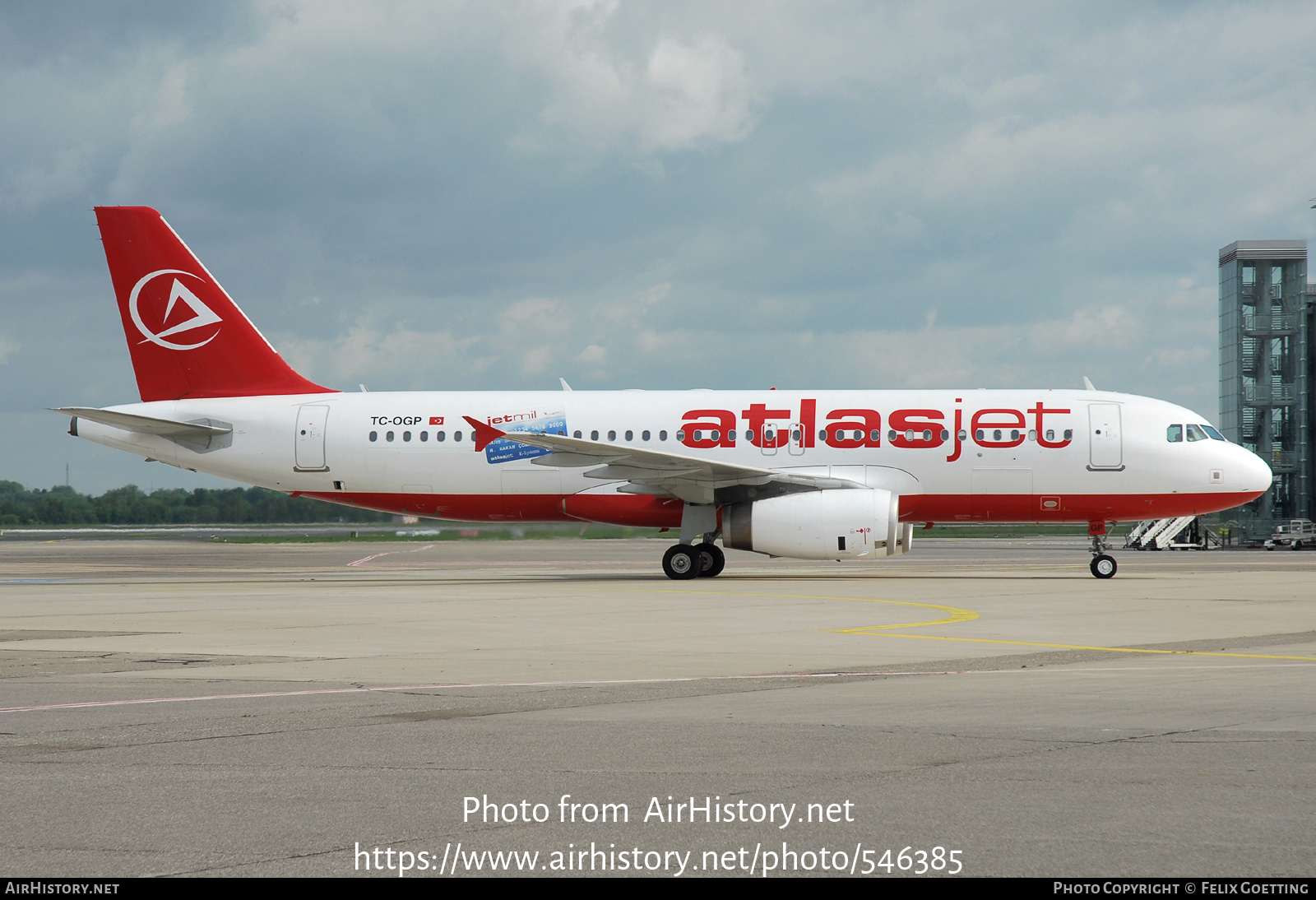 Aircraft Photo of TC-OGP | Airbus A320-232 | Atlasjet Airlines | AirHistory.net #546385