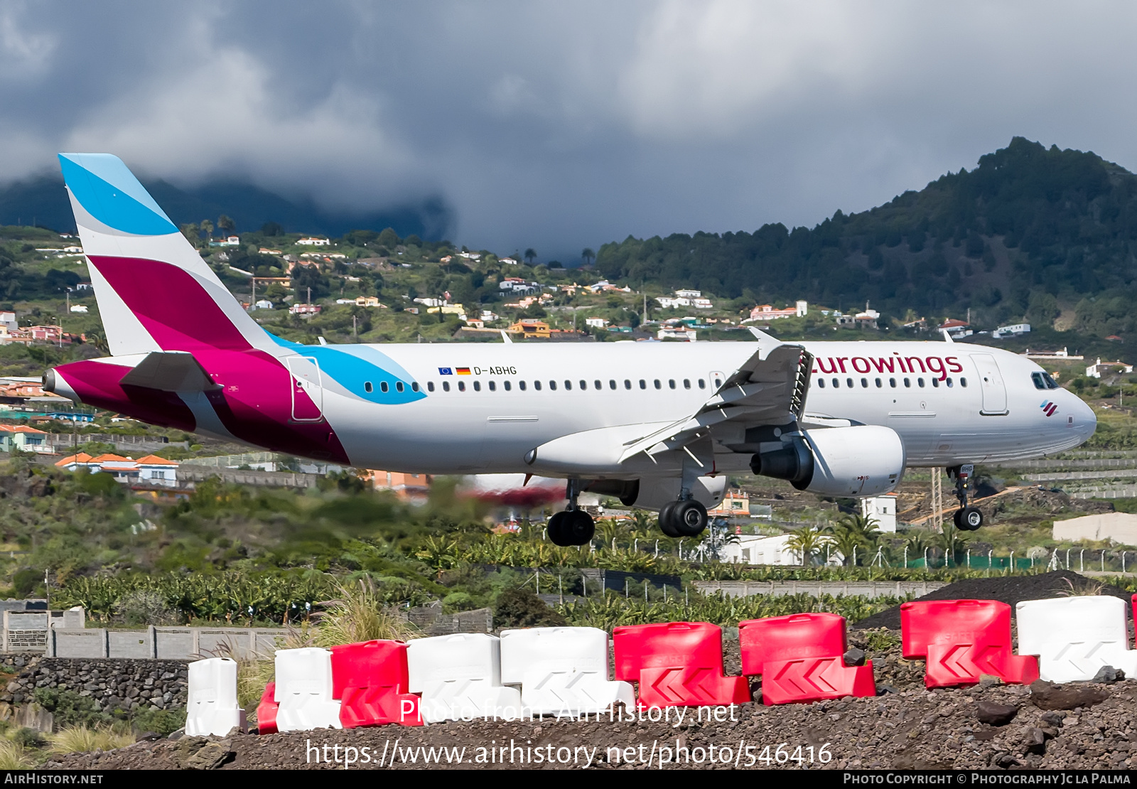 Aircraft Photo of D-ABHG | Airbus A320-214 | Eurowings | AirHistory.net #546416