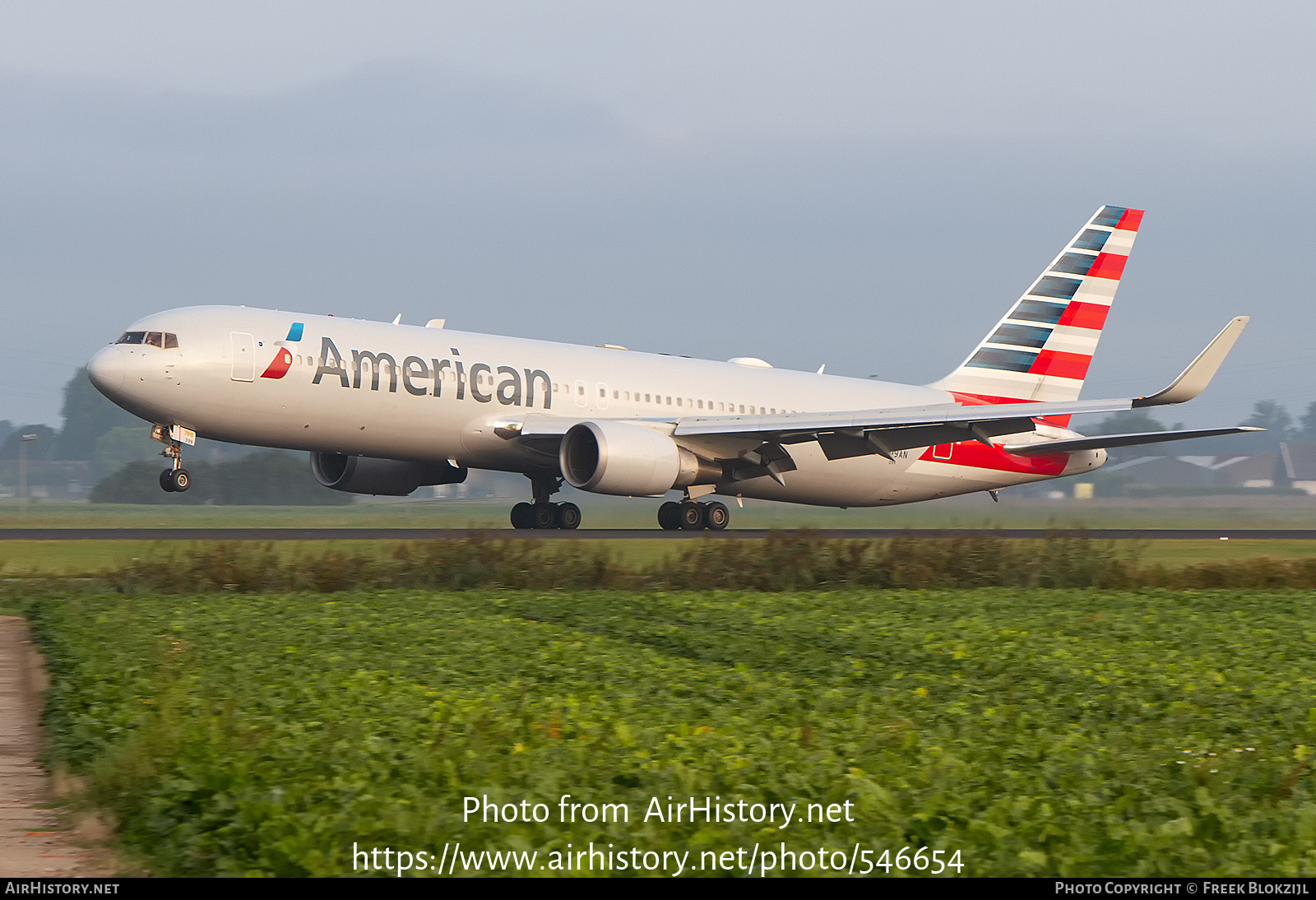 Aircraft Photo of N399AN | Boeing 767-323/ER | American Airlines | AirHistory.net #546654