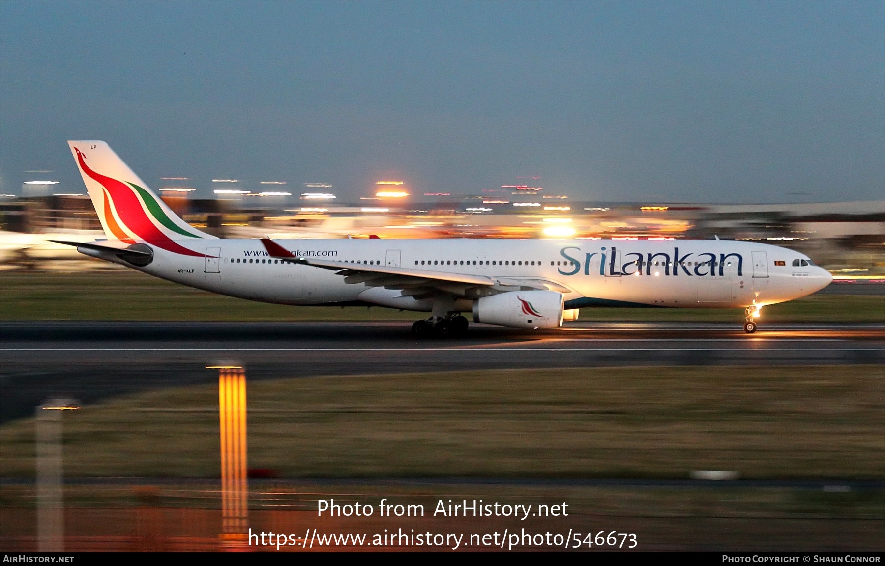 Aircraft Photo of 4R-ALP | Airbus A330-343 | SriLankan Airlines | AirHistory.net #546673