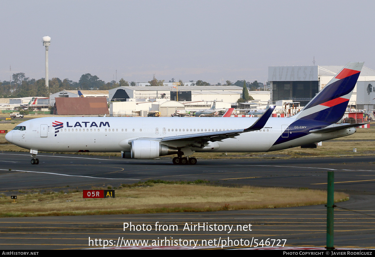 Aircraft Photo of CC-CWV | Boeing 767-316/ER | LATAM Airlines | AirHistory.net #546727