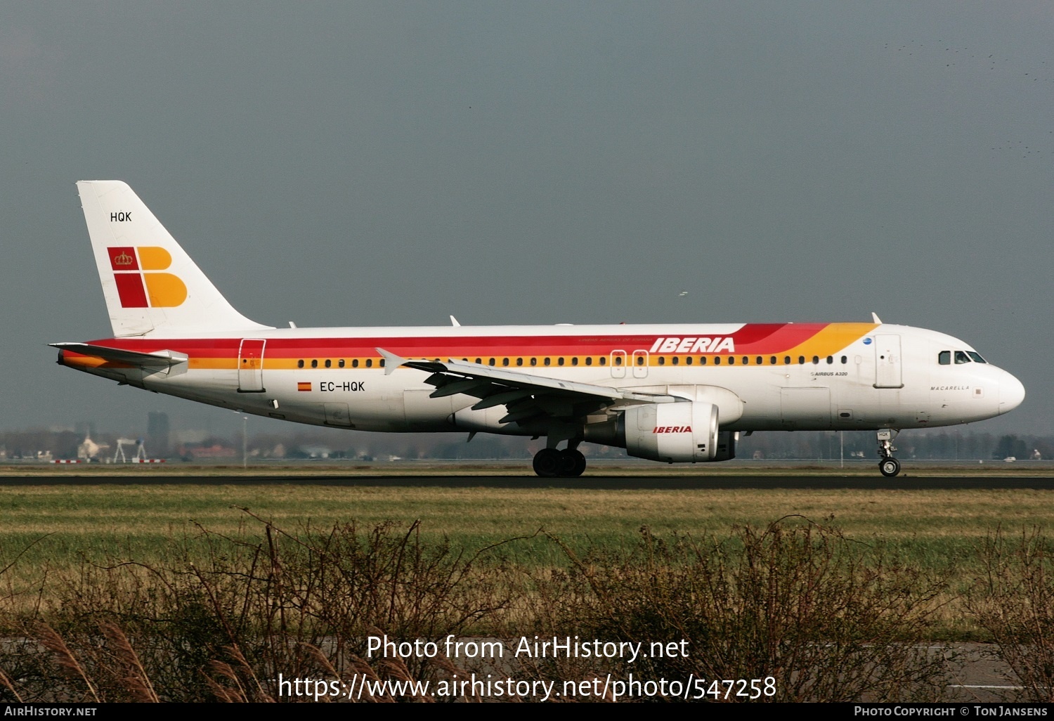 Aircraft Photo of EC-HQK | Airbus A320-214 | Iberia | AirHistory.net #547258