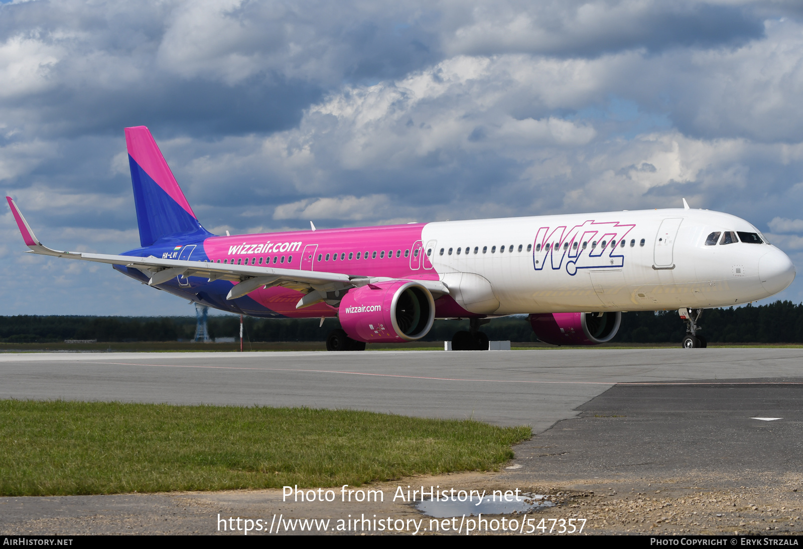 Aircraft Photo of HA-LVI | Airbus A321-271NX | Wizz Air | AirHistory.net #547357