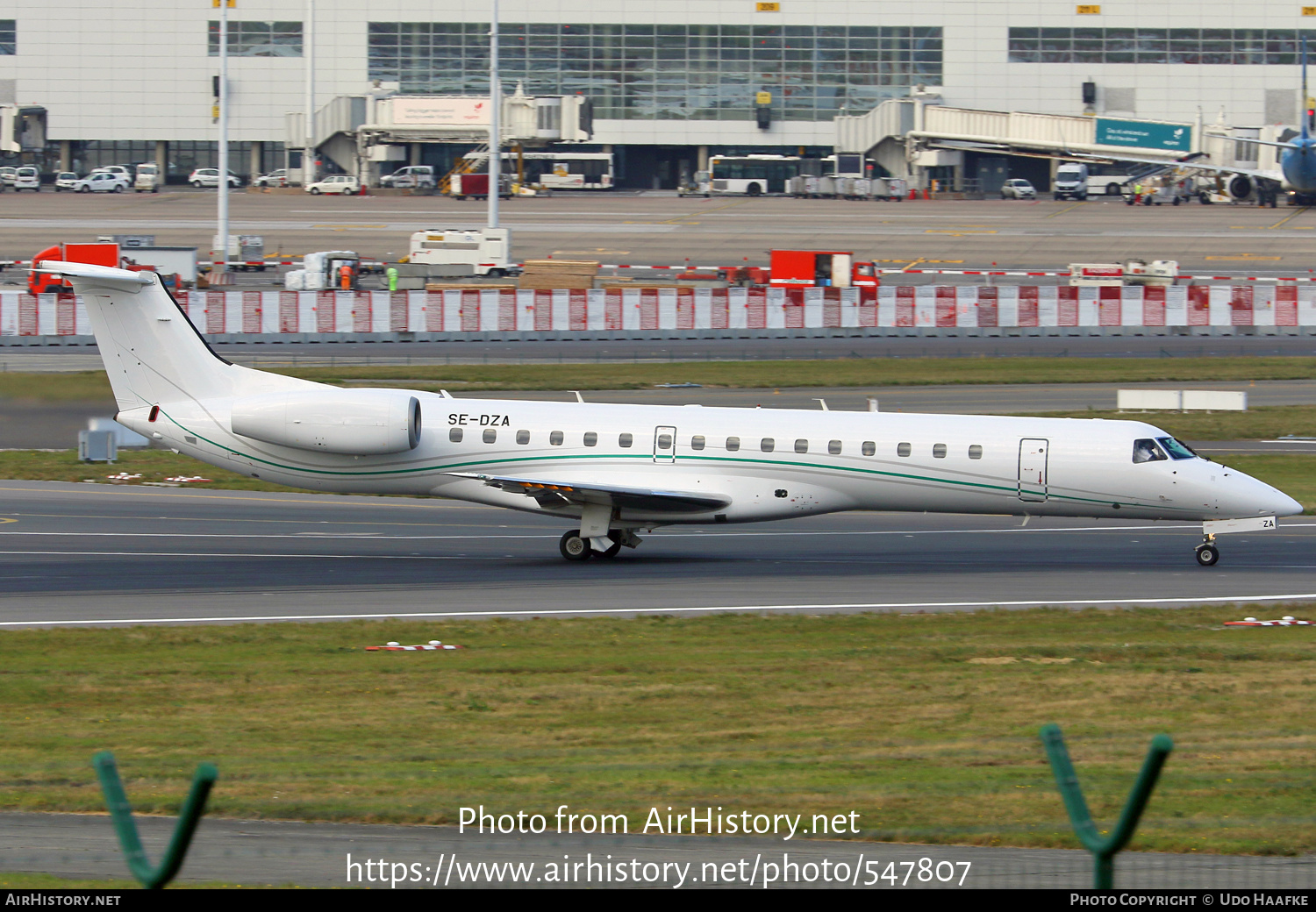 Aircraft Photo of SE-DZA | Embraer ERJ-145EU (EMB-145EU) | AirHistory.net #547807