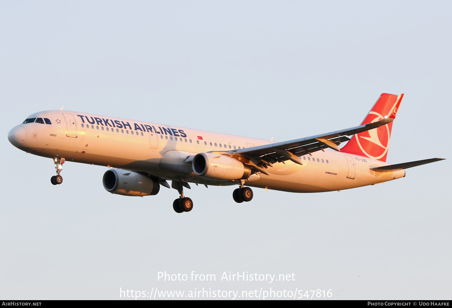 Aircraft Photo of TC-JSG | Airbus A321-231 | Turkish Airlines | AirHistory.net #547816