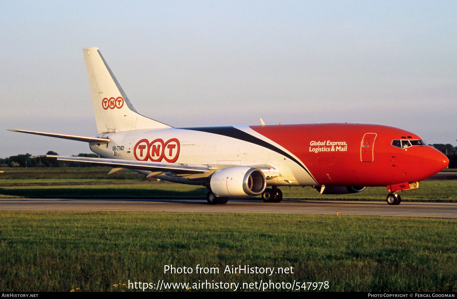 Aircraft Photo of OO-TND | Boeing 737-301(SF) | TNT Airways | AirHistory.net #547978