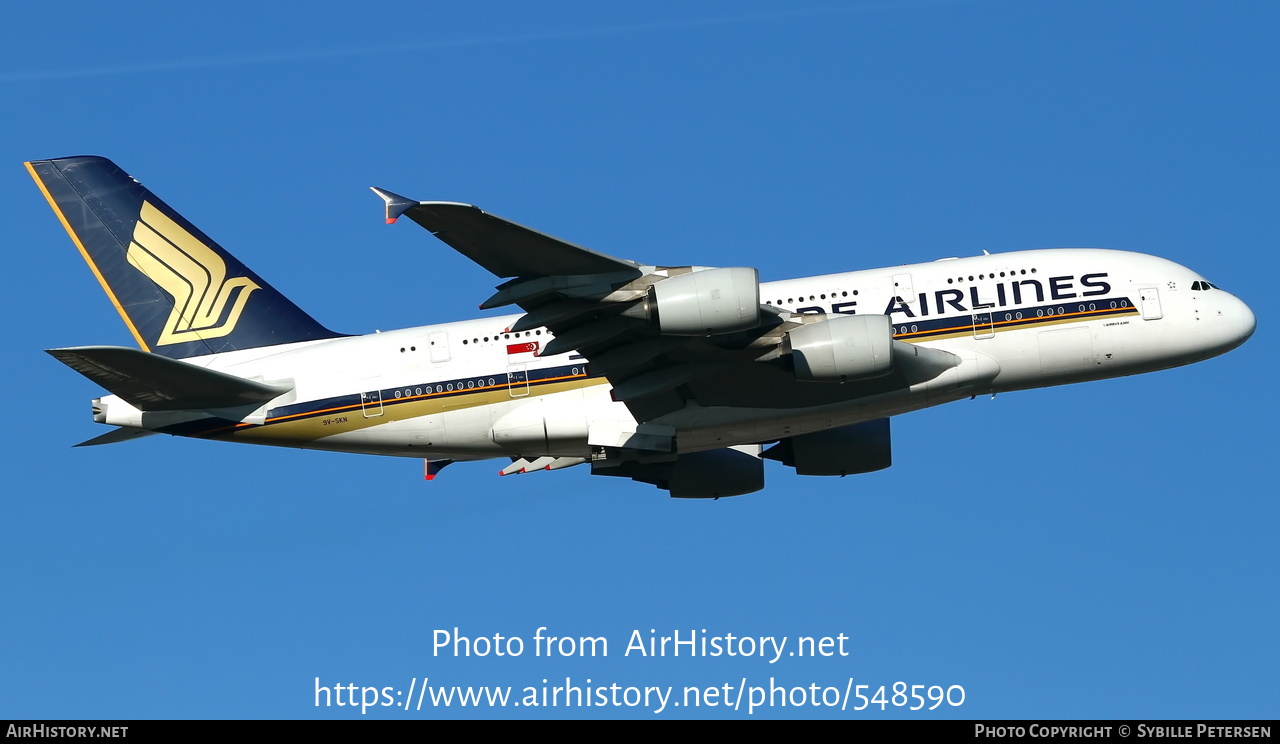 Aircraft Photo of 9V-SKN | Airbus A380-841 | Singapore Airlines | AirHistory.net #548590