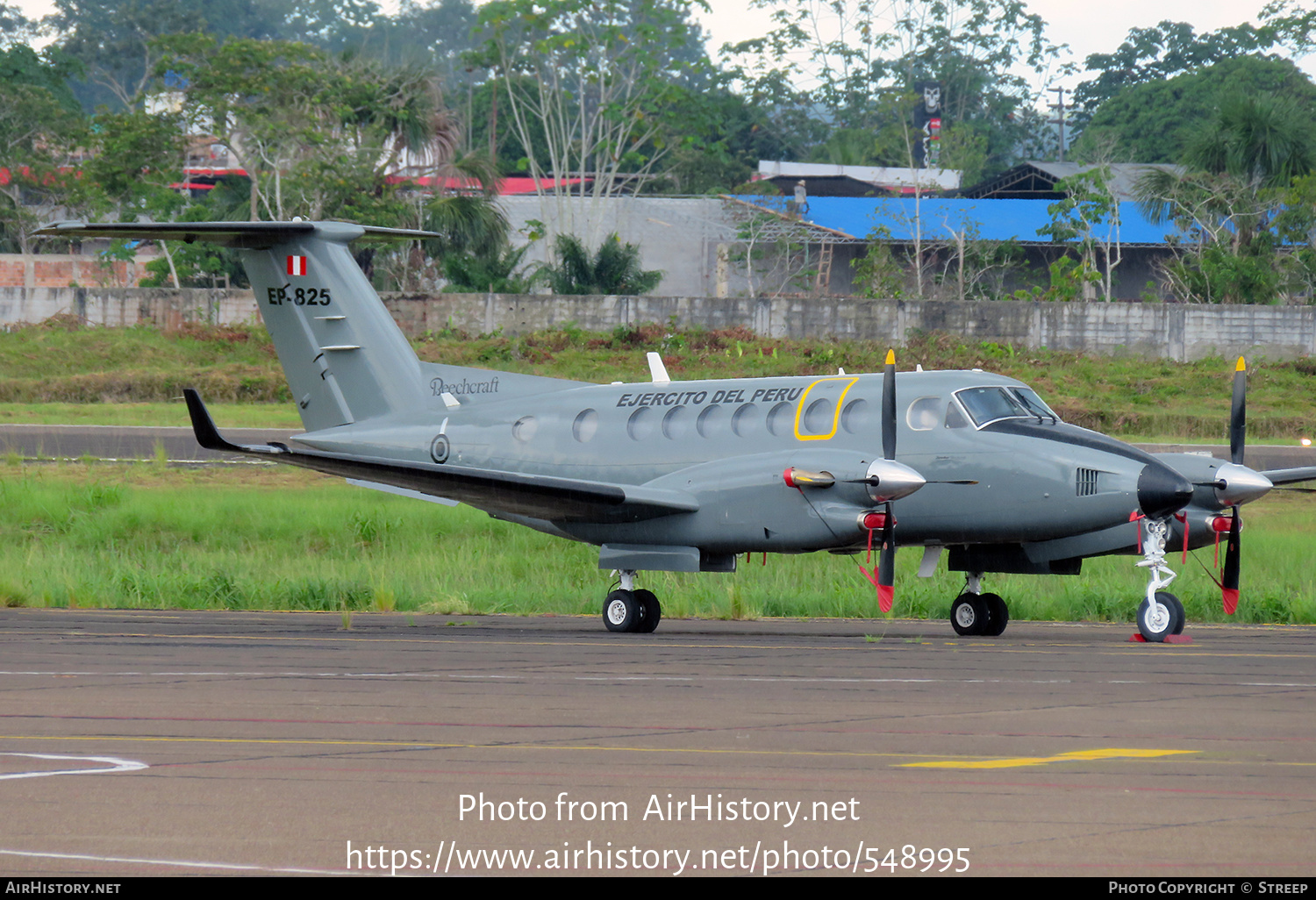 Aircraft Photo of EP-825 | Beech Super King Air 350 (B300) | Peru - Army | AirHistory.net #548995