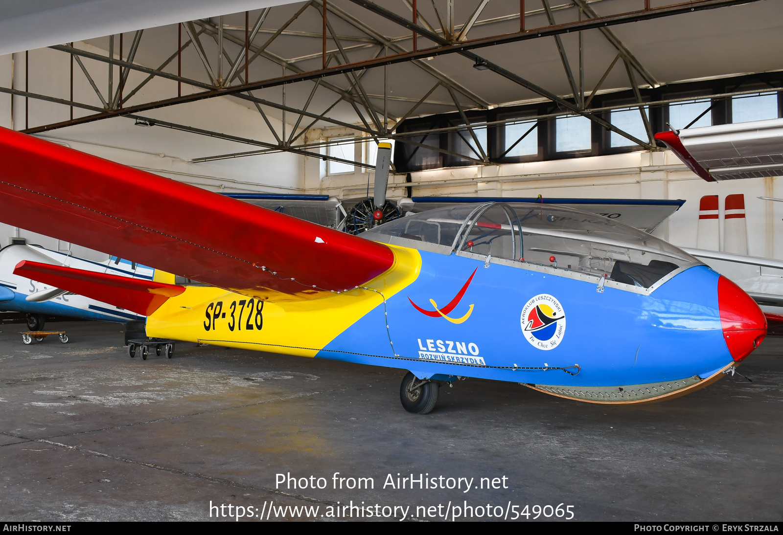 Aircraft Photo of SP-3728 | PZL-Bielsko SZD-9BIS Bocian 1E | Aeroklub Leszczyński | AirHistory.net #549065