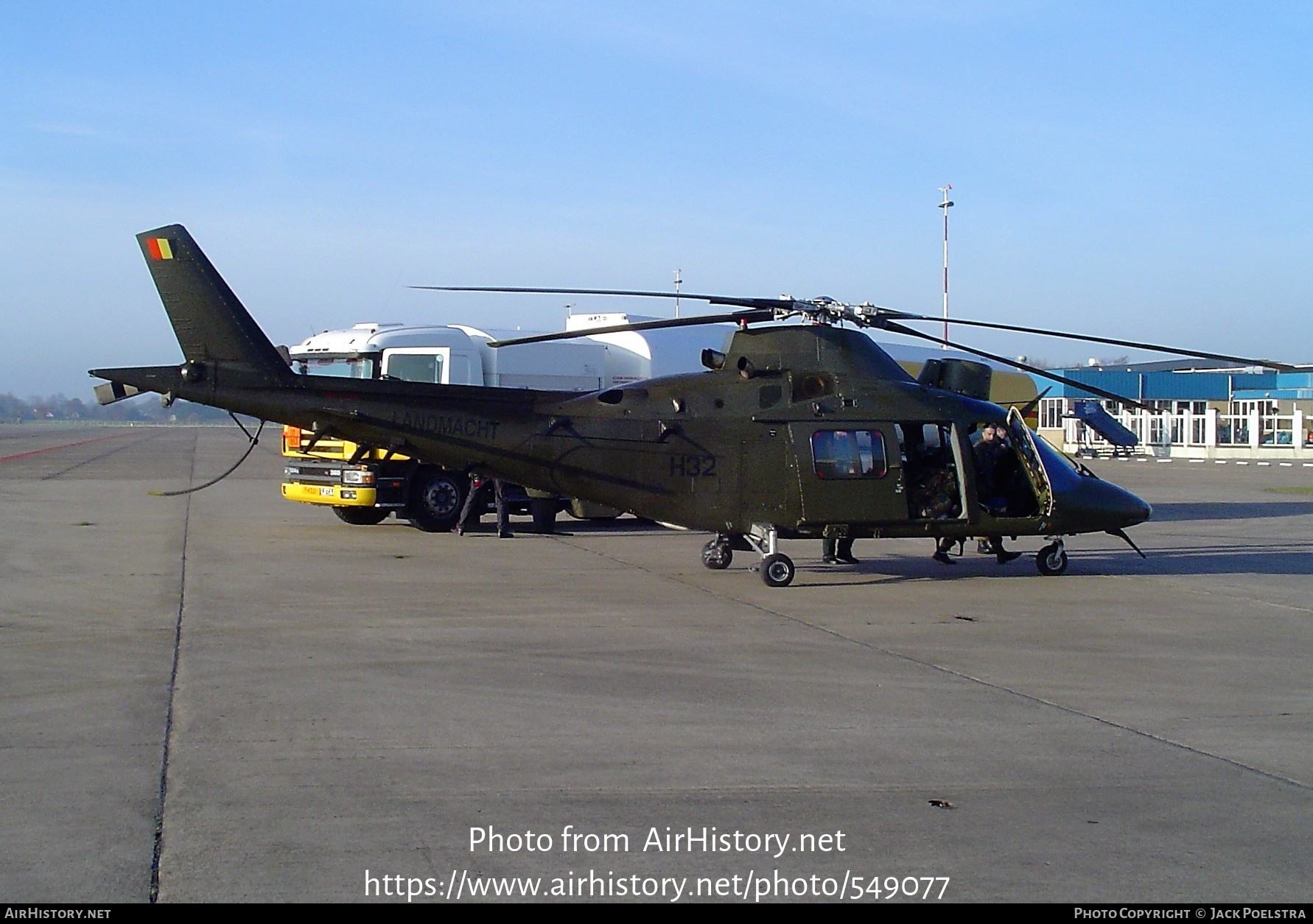 Aircraft Photo of H32 | Agusta A-109HA (A-109BA) | Belgium - Army | AirHistory.net #549077