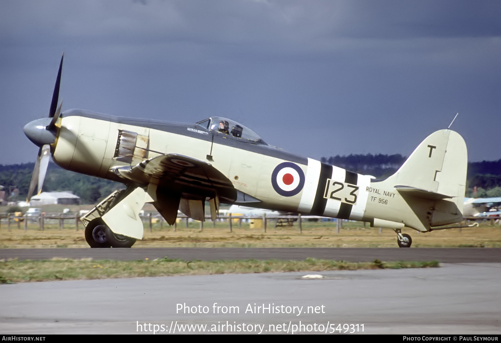 Aircraft Photo of TF956 | Hawker Sea Fury FB11 | UK - Navy | AirHistory.net #549311