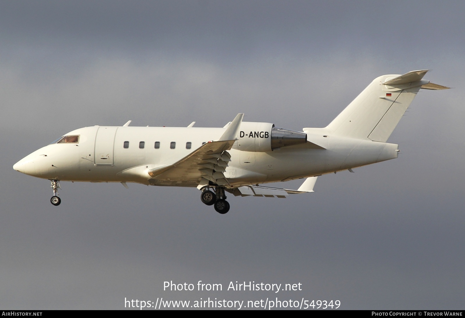 Aircraft Photo of D-ANGB | Canadair Challenger 604 (CL-600-2B16) | AirHistory.net #549349