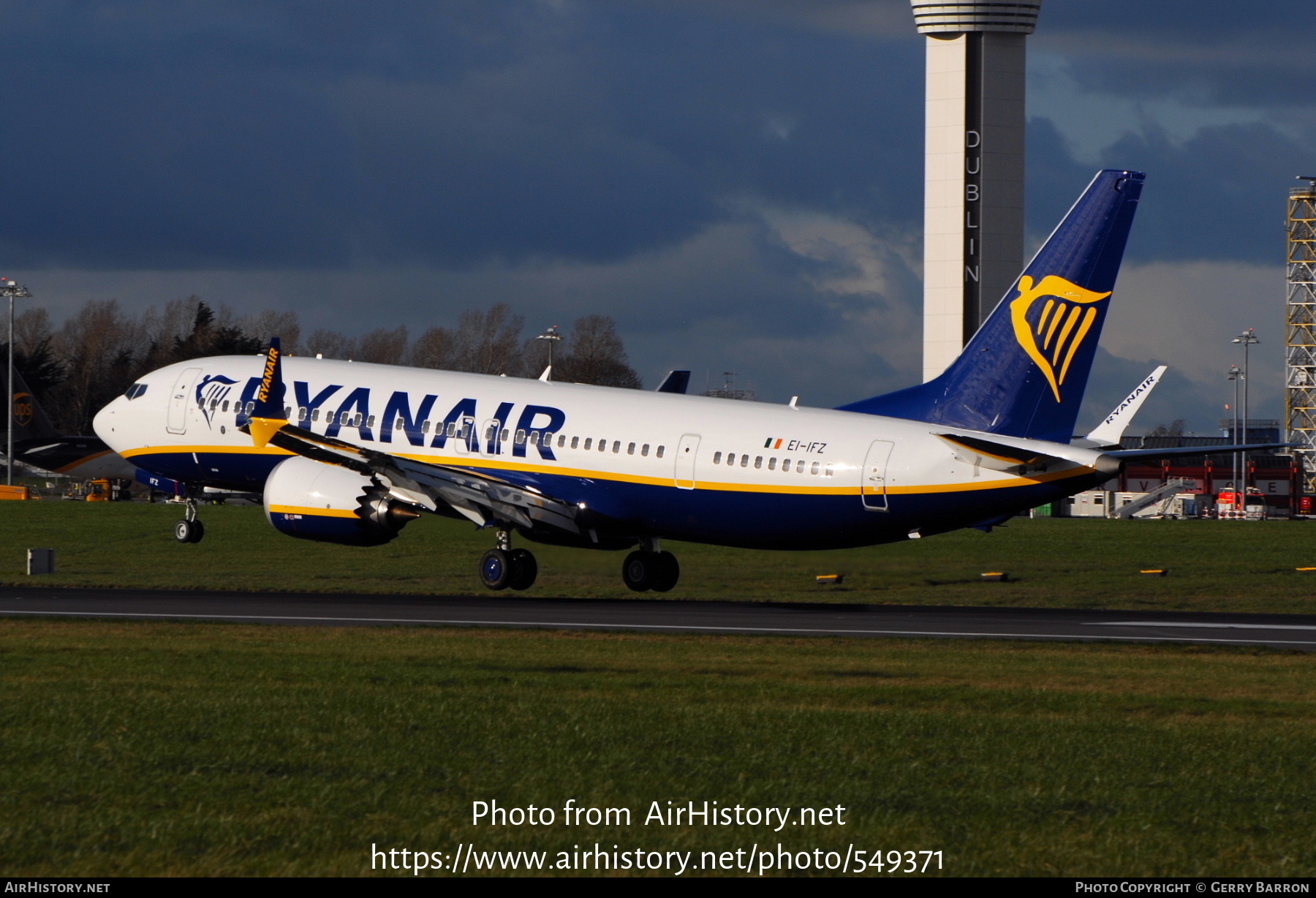 Aircraft Photo of EI-IFZ | Boeing 737-8200 Max 200 | Ryanair | AirHistory.net #549371