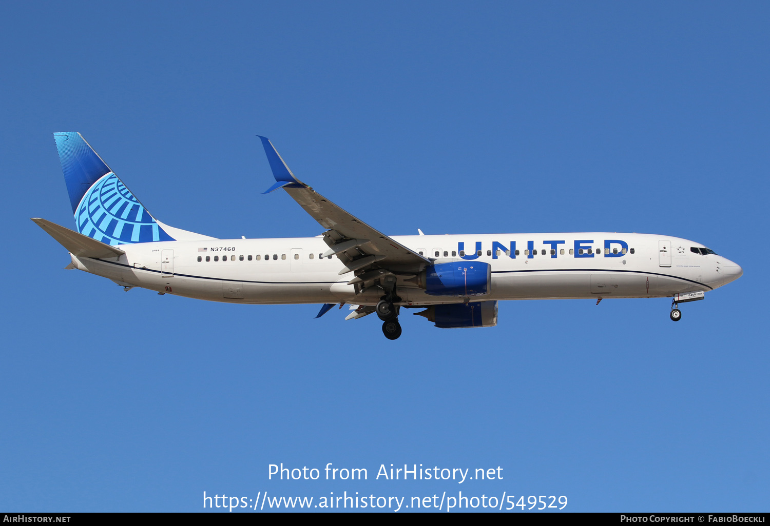 Aircraft Photo of N37468 | Boeing 737-924/ER | United Airlines | AirHistory.net #549529