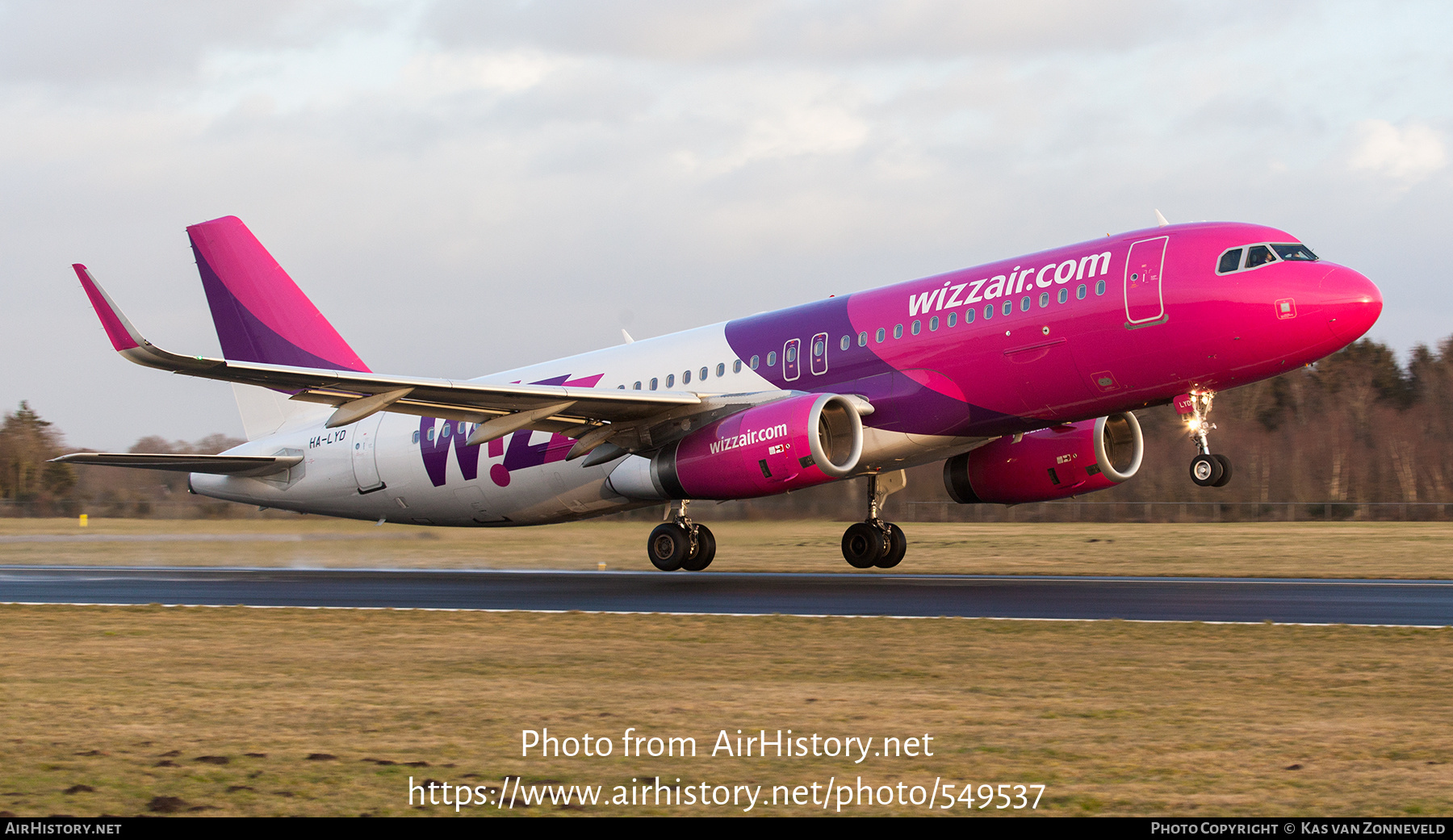 Aircraft Photo of HA-LYD | Airbus A320-232 | Wizz Air | AirHistory.net #549537