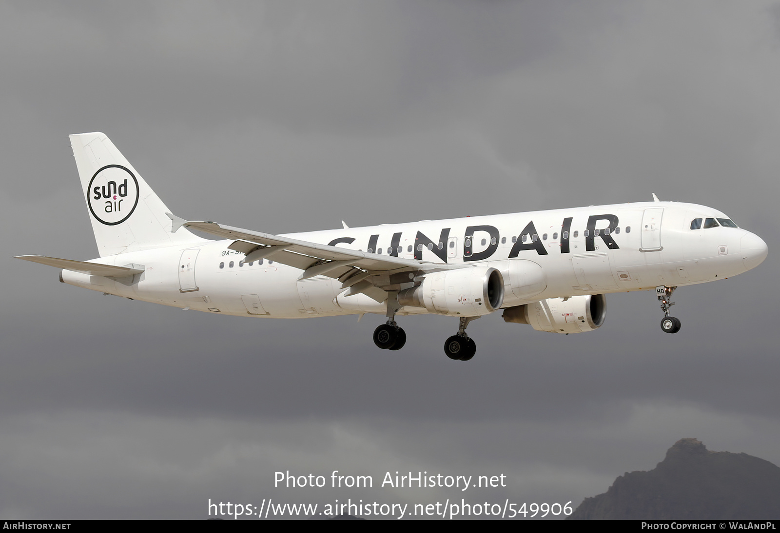 Aircraft Photo of 9A-SHO | Airbus A320-214 | Sundair | AirHistory.net #549906