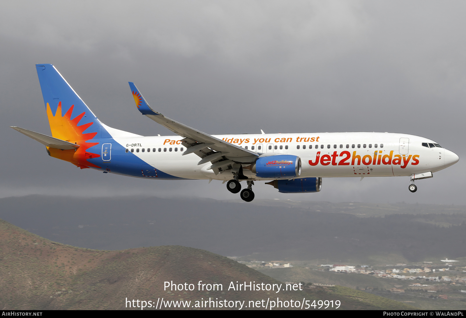 Aircraft Photo of G-DRTL | Boeing 737-8AL | Jet2 Holidays | AirHistory.net #549919