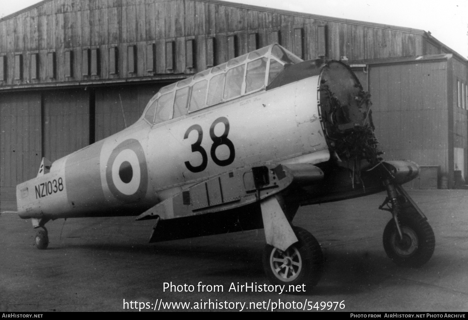 aircraft-photo-of-nz1038-north-american-at-6d-harvard-iia-new