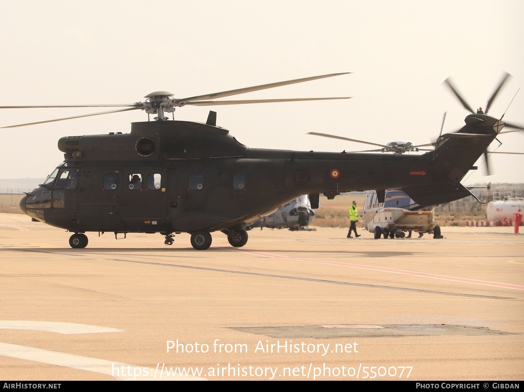 Aircraft Photo of HU.21-11 | Aerospatiale AS-332B Super Puma | Spain - Army | AirHistory.net #550077