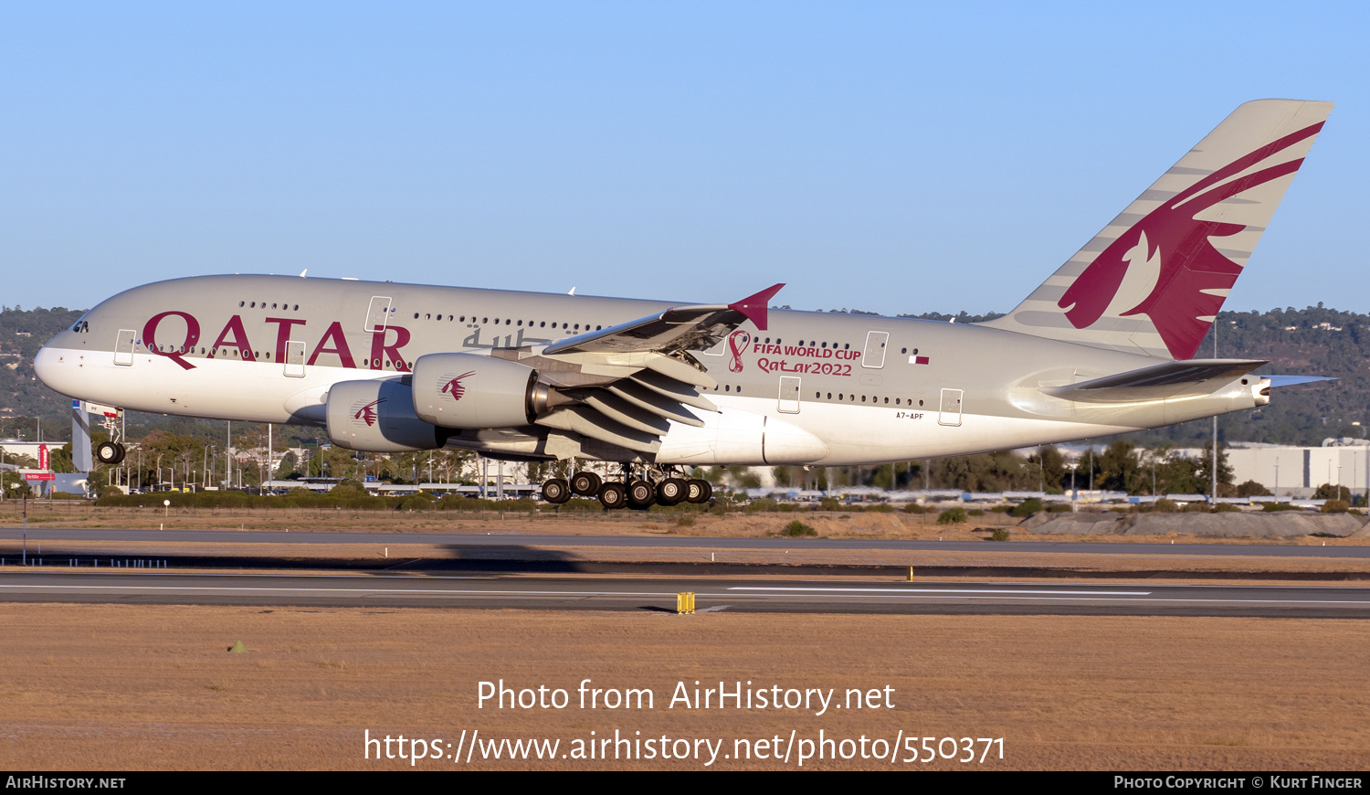 Aircraft Photo of A7-APF | Airbus A380-861 | Qatar Airways | AirHistory.net #550371