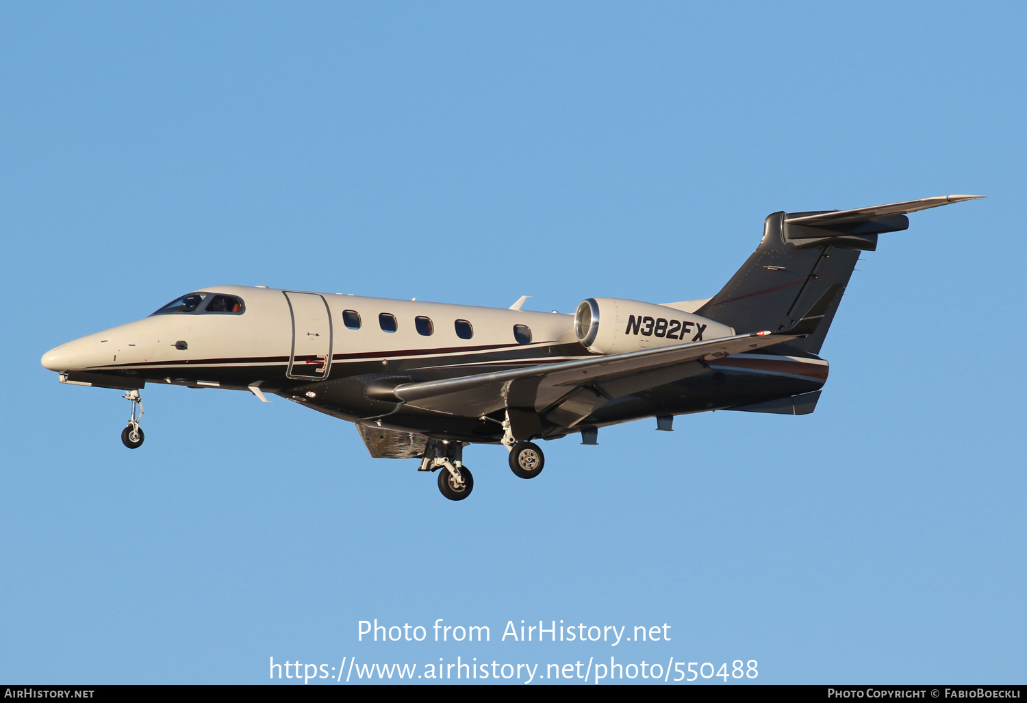 Aircraft Photo of N382FX | Embraer EMB-505 Phenom 300 | AirHistory.net #550488