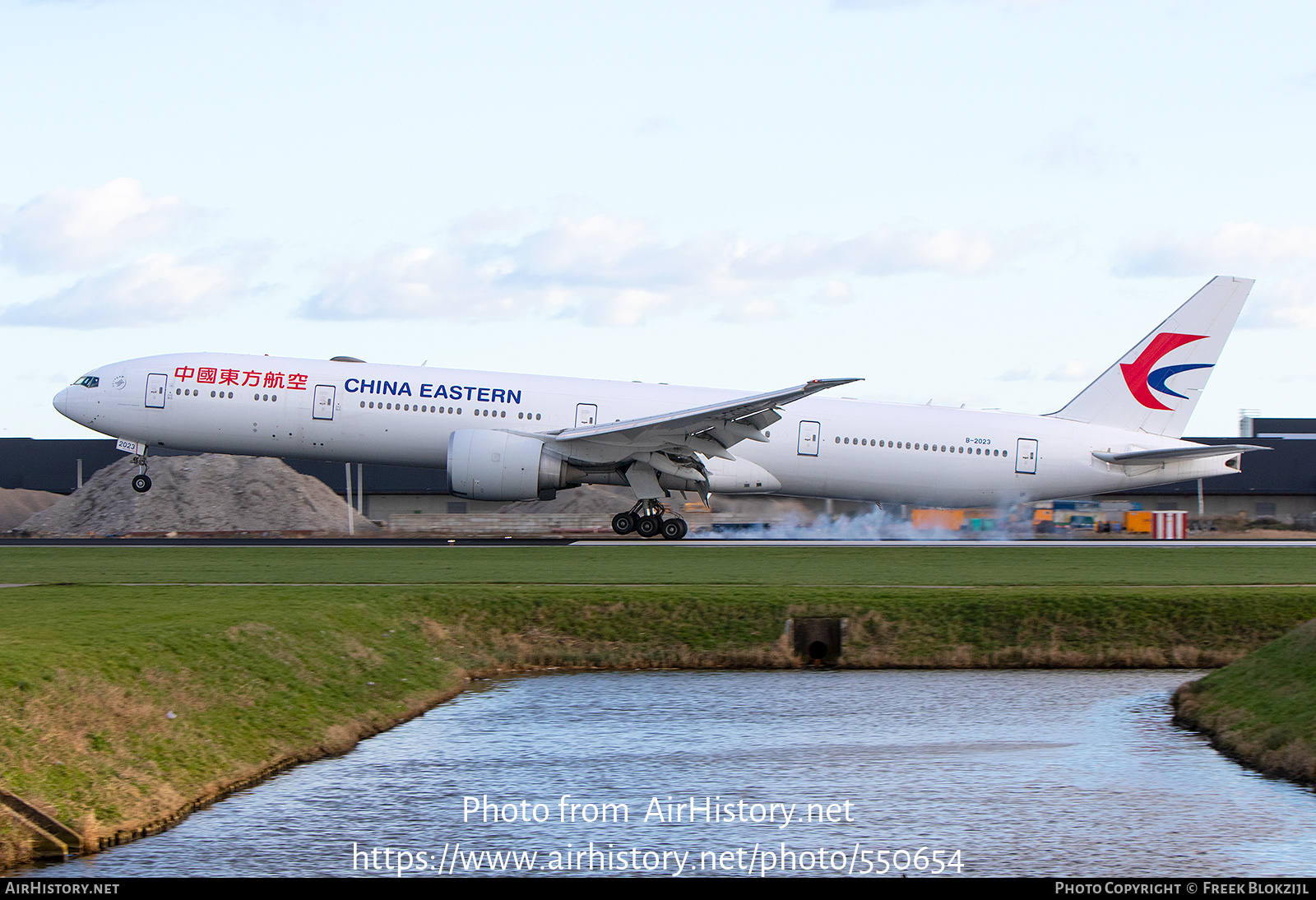 Aircraft Photo of B-2023 | Boeing 777-39P/ER | China Eastern Airlines | AirHistory.net #550654