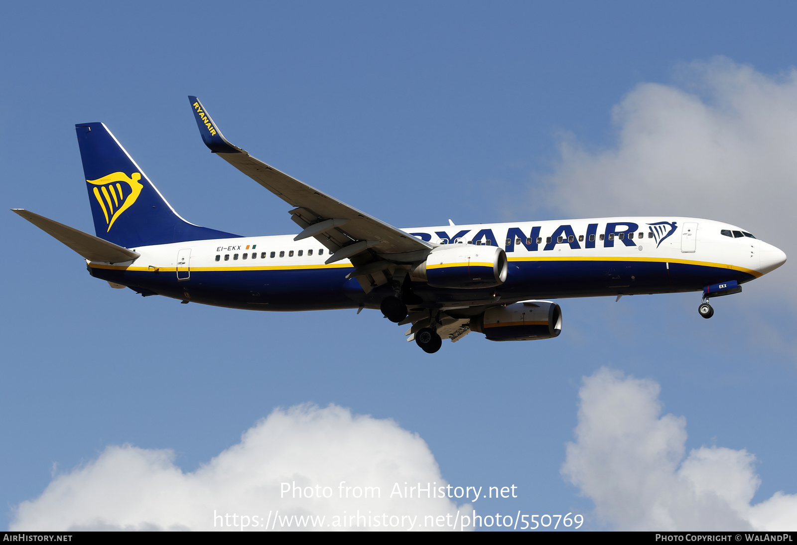 Aircraft Photo of EI-EKX | Boeing 737-8AS | Ryanair | AirHistory.net #550769