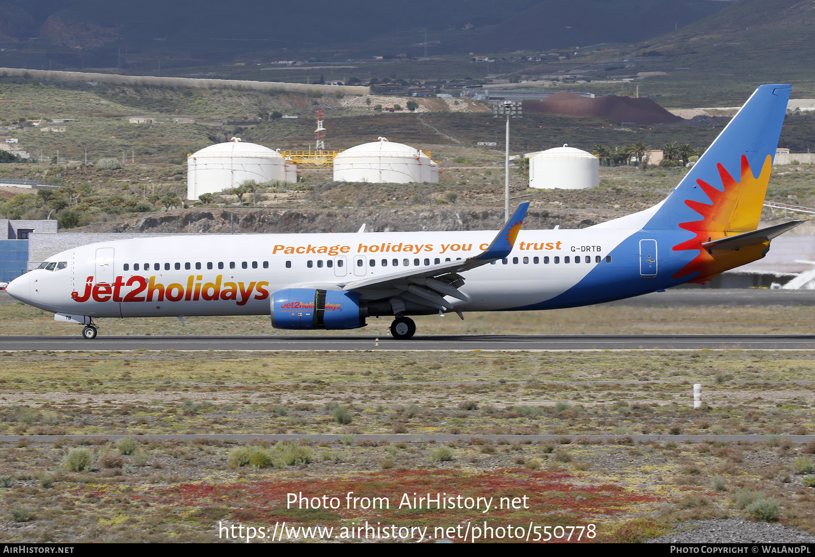 Aircraft Photo of G-DRTB | Boeing 737-86N | Jet2 Holidays | AirHistory.net #550778